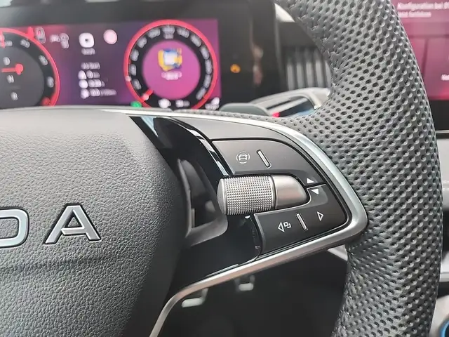 Skoda Superb view 14