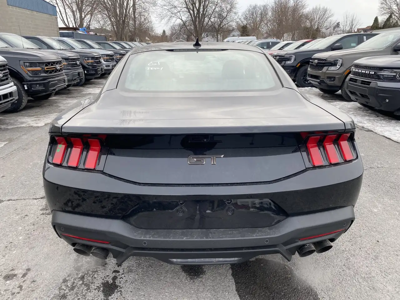Ford Mustang снимка Ford Mustang