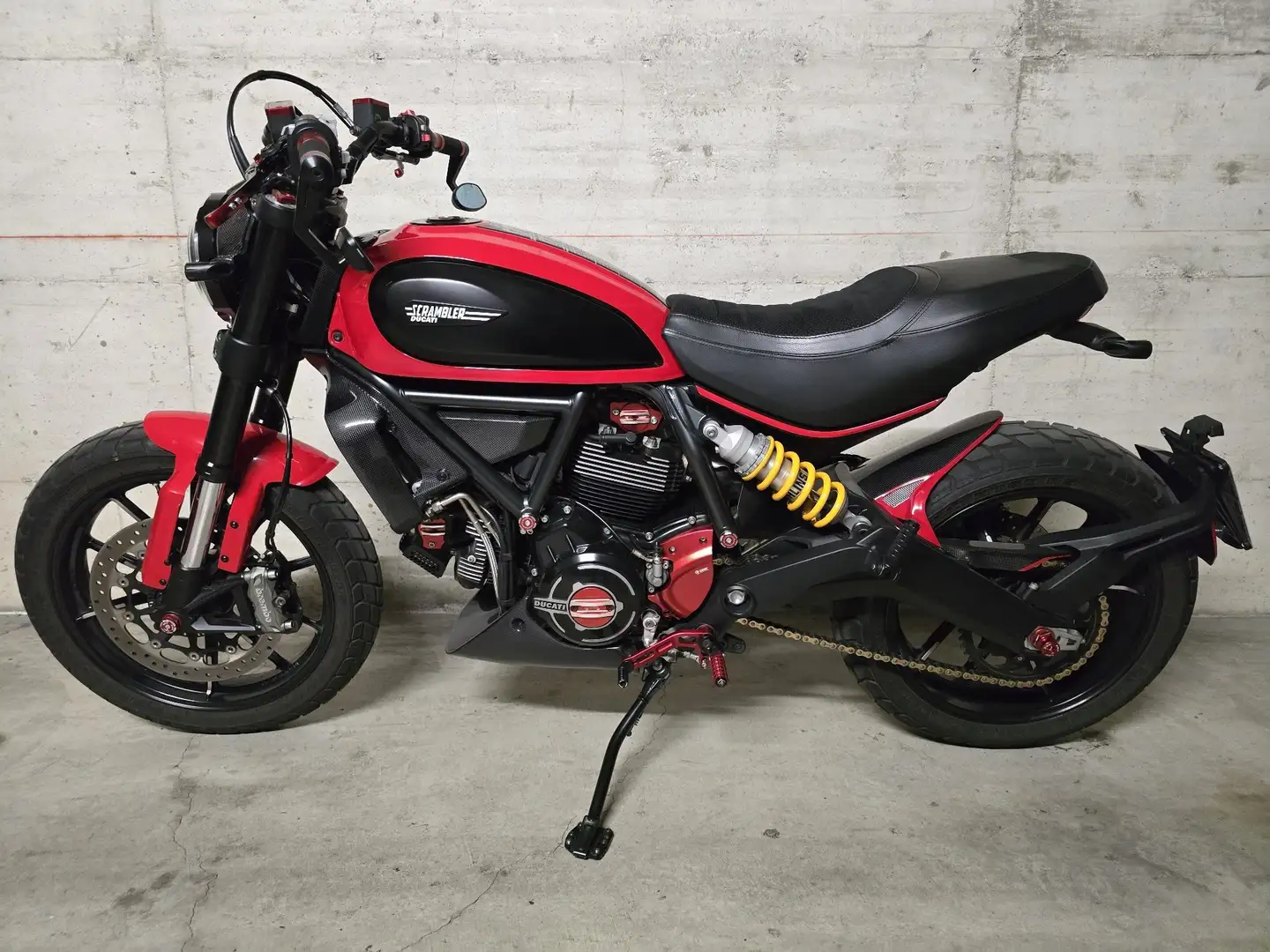 Ducati Scrambler Custom Rosso - 1