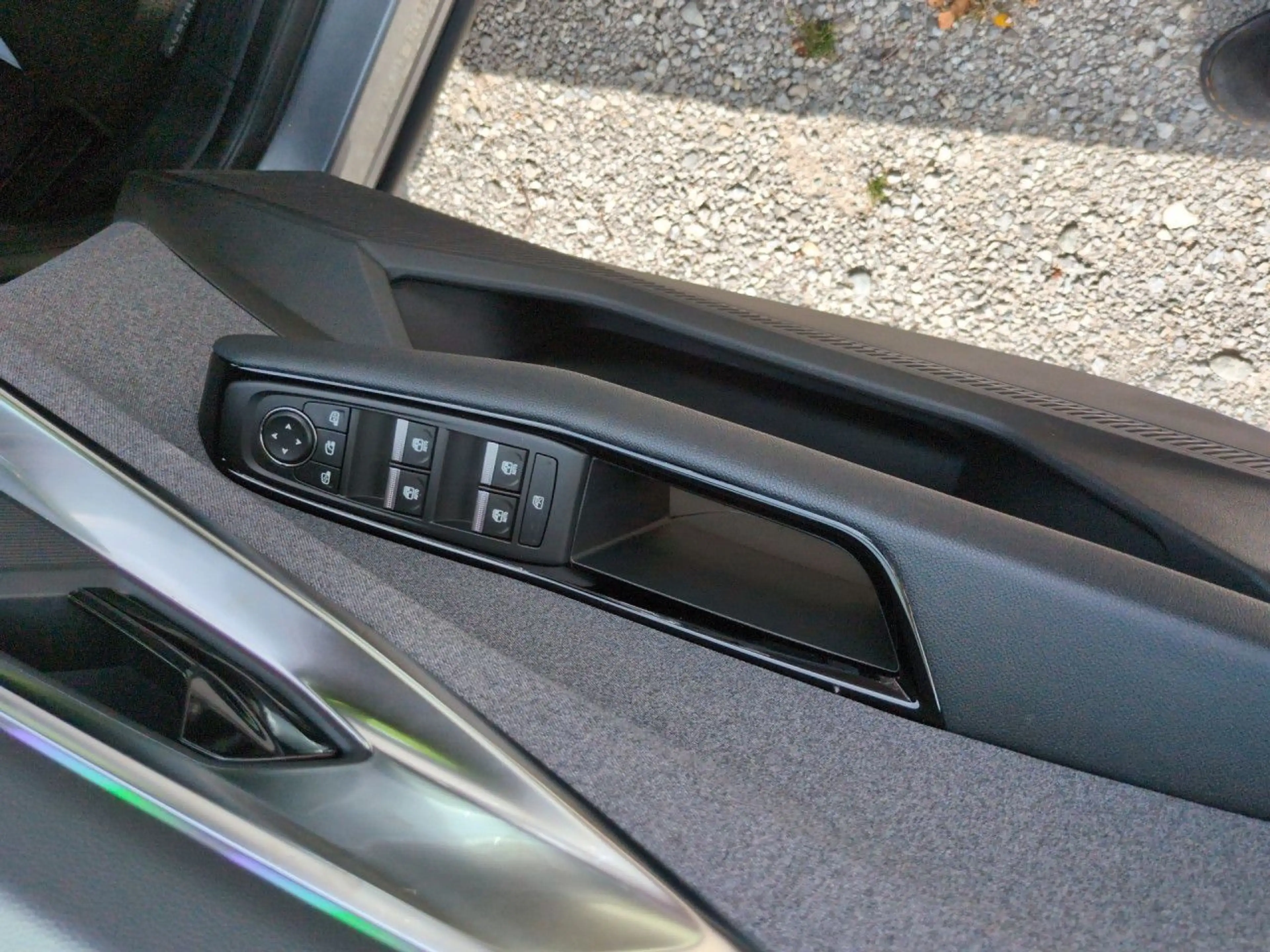 Renault Austral Equilibre Bluetooth Navi LED Klima — photo 10