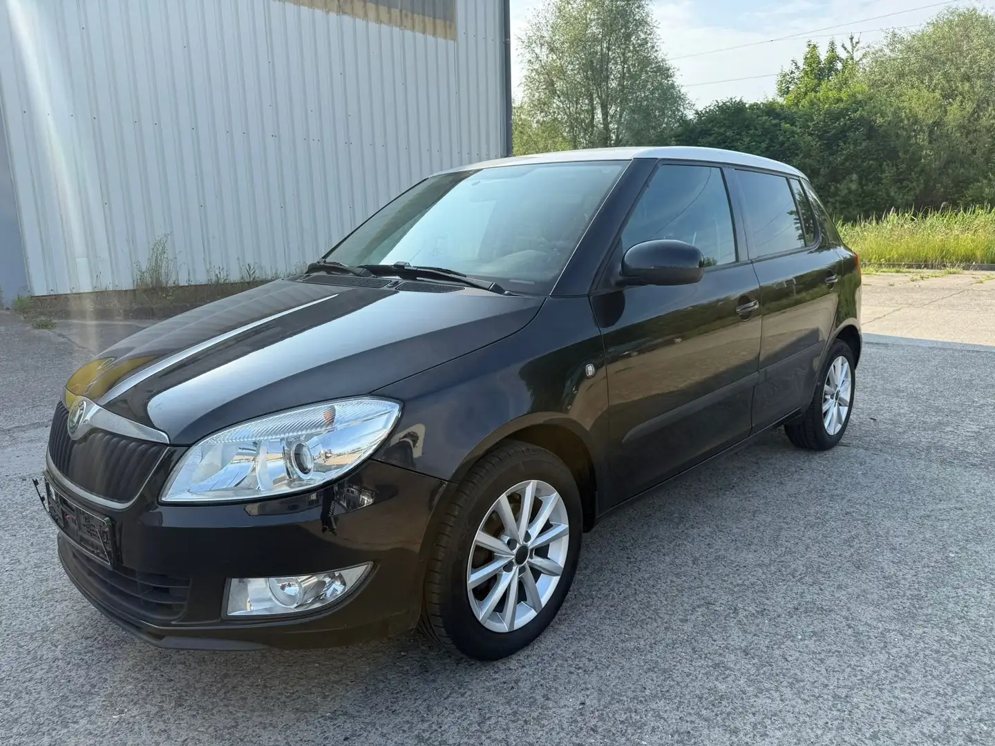 Skoda Fabia Family 1.2 , SERVICE NEU !!! TÜV NEU !!! Schwarz - 2