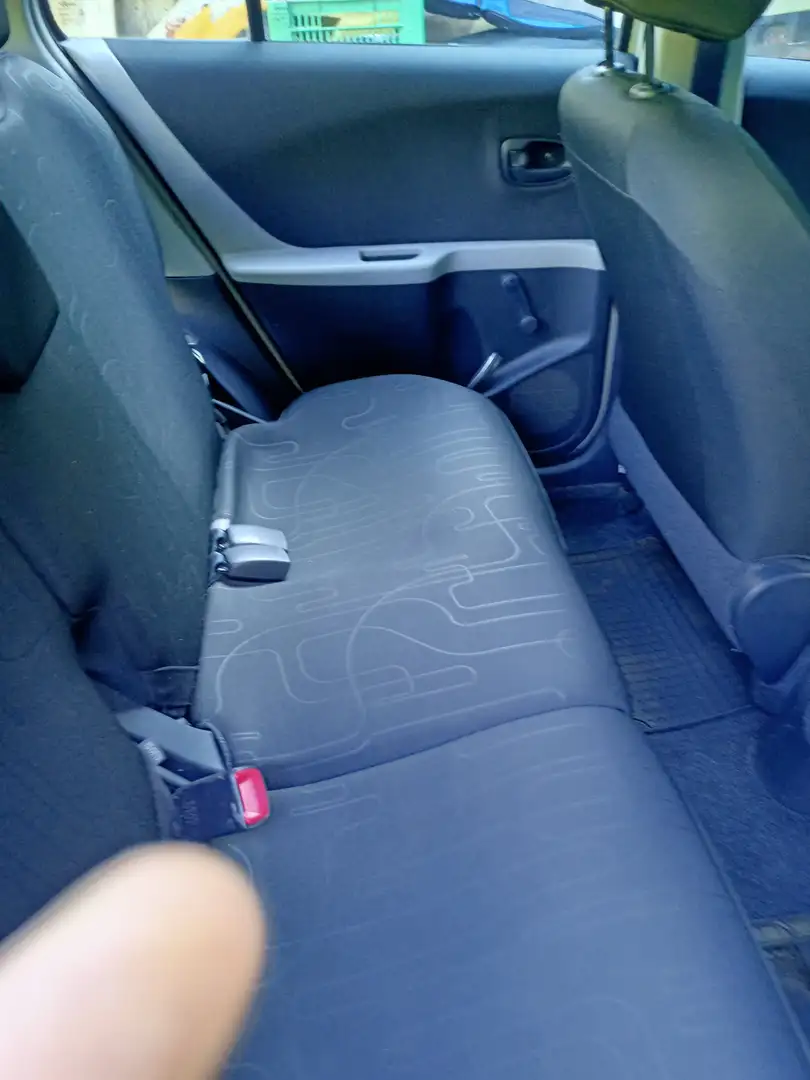 Toyota Yaris Yaris 1,0 VVT-i Sol Sol Silber - 2