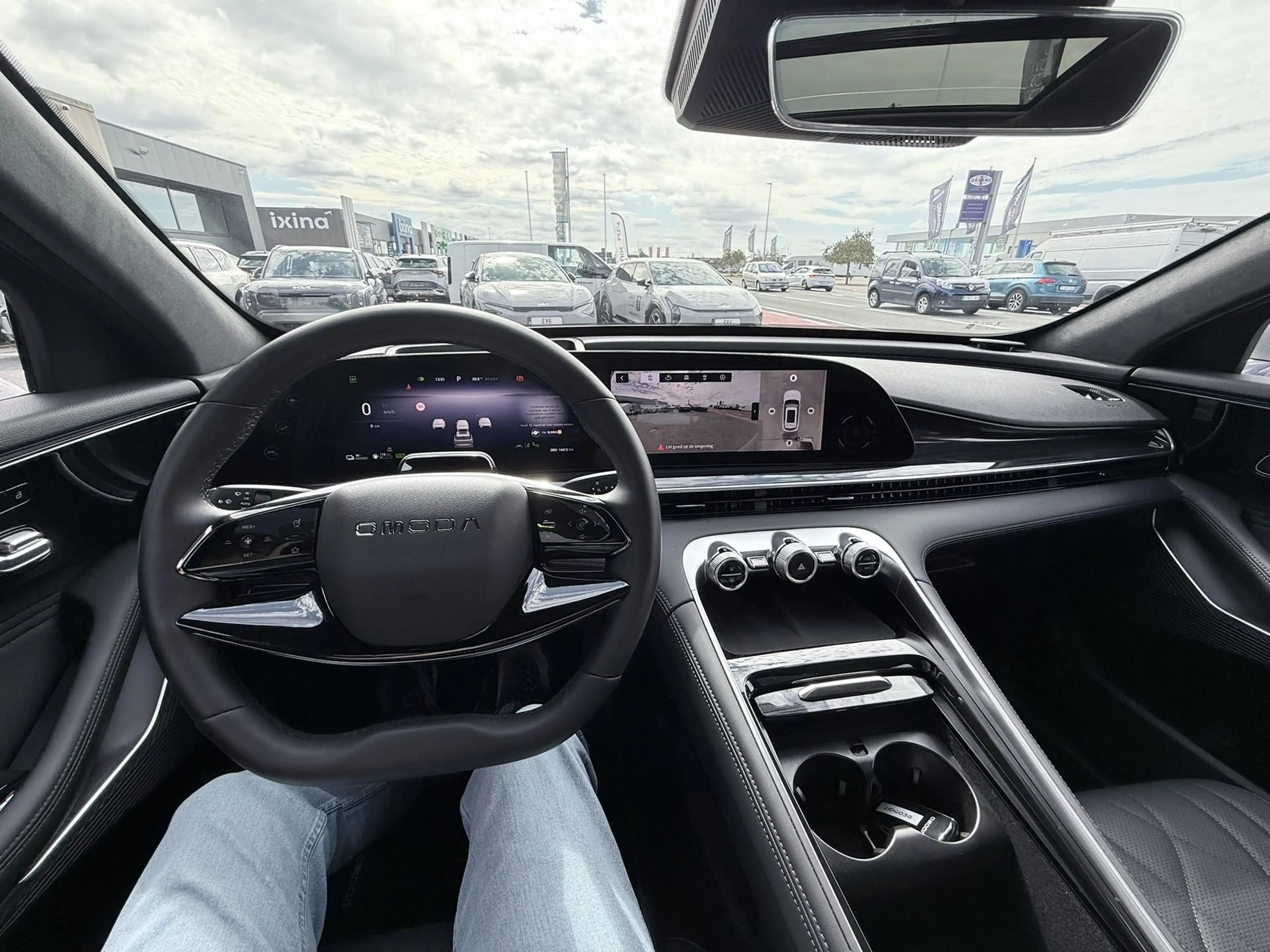 Omoda 9 PHEV Premium — photo 11