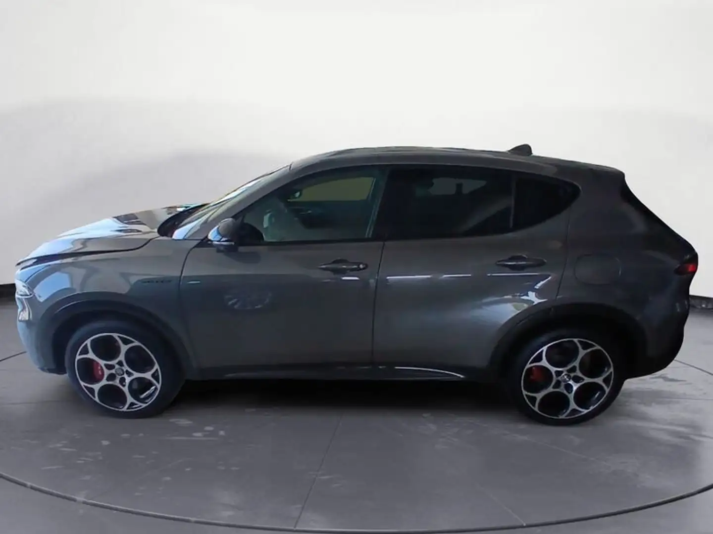 Alfa Romeo Tonale Non disponibile (638) Plug In Hybrid Q4 280cvVelo Grigio - 2