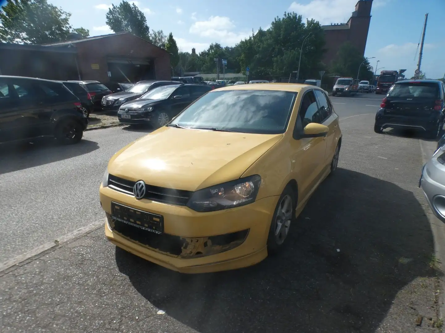 Volkswagen Polo V Comfortline Yellow - 2