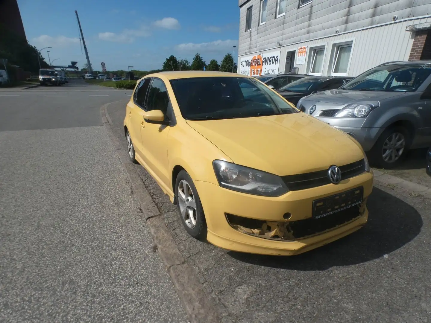 Volkswagen Polo V Comfortline Yellow - 1