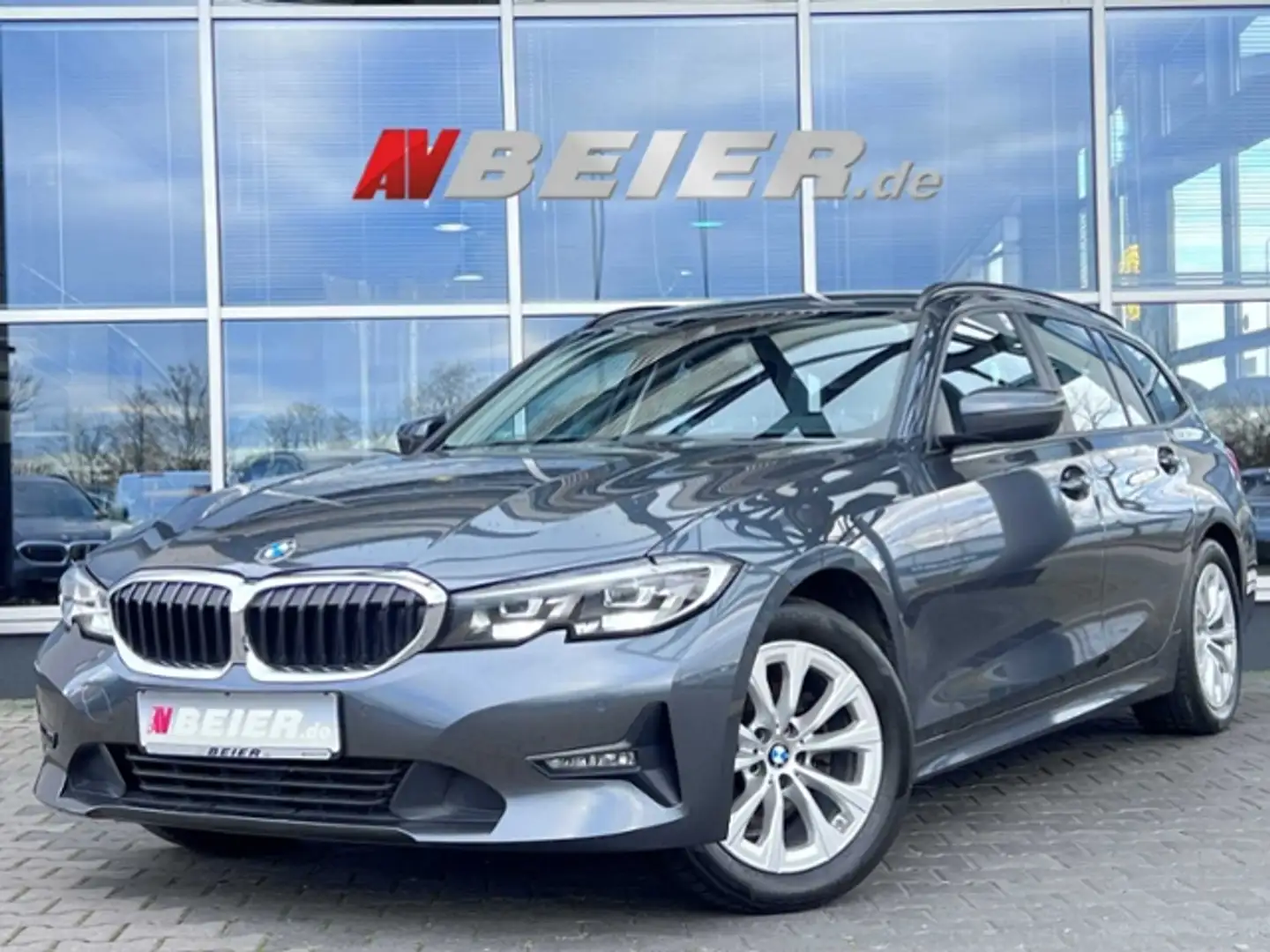 BMW 320 d LED SHZ 2xPDC Navi DAB großTank Touring Grijs - 1