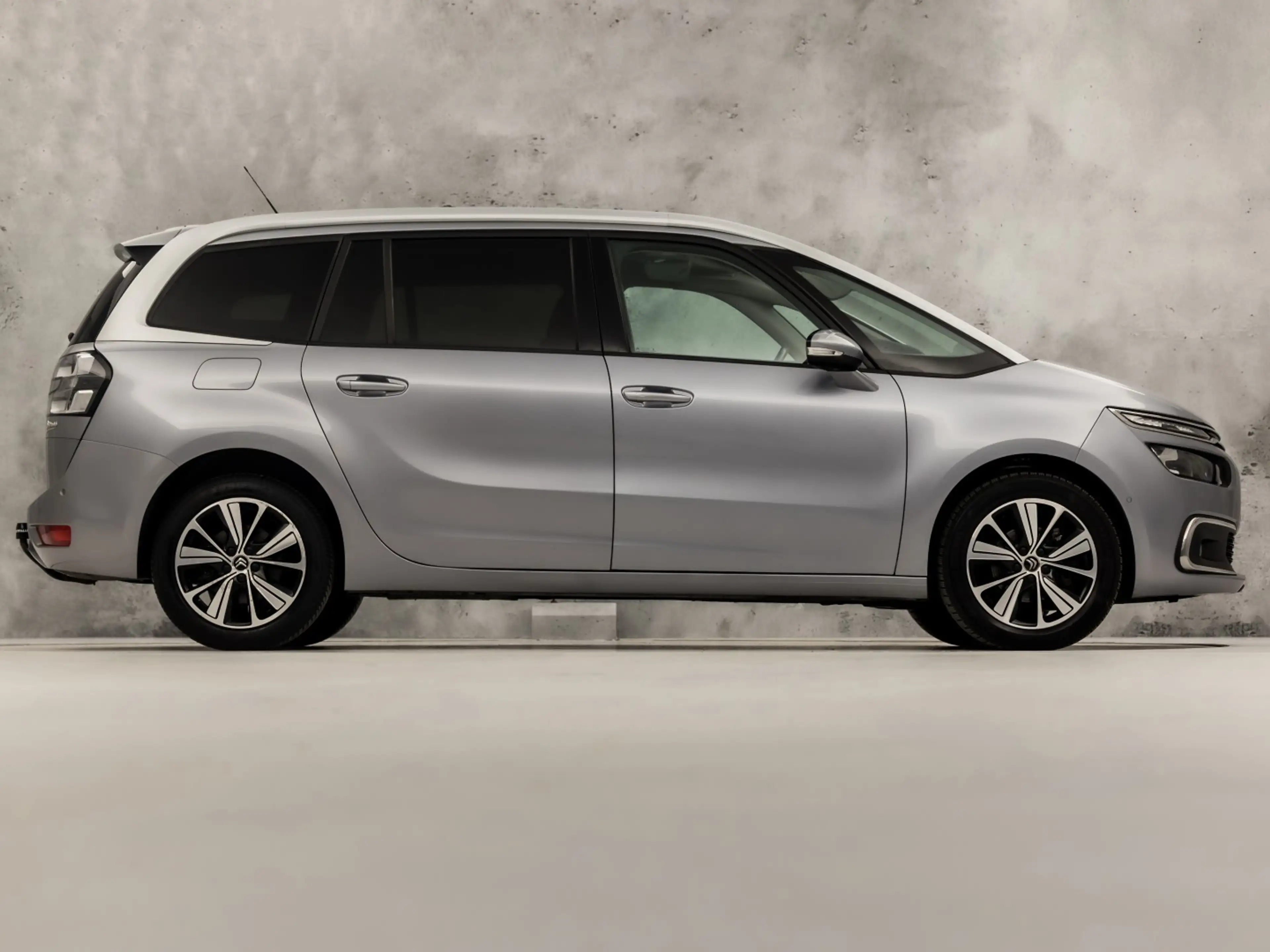Citroen Grand C4 Picasso 1.2 PureTech Sport 7 Persoons Automaat (APPLE CARP — photo 4