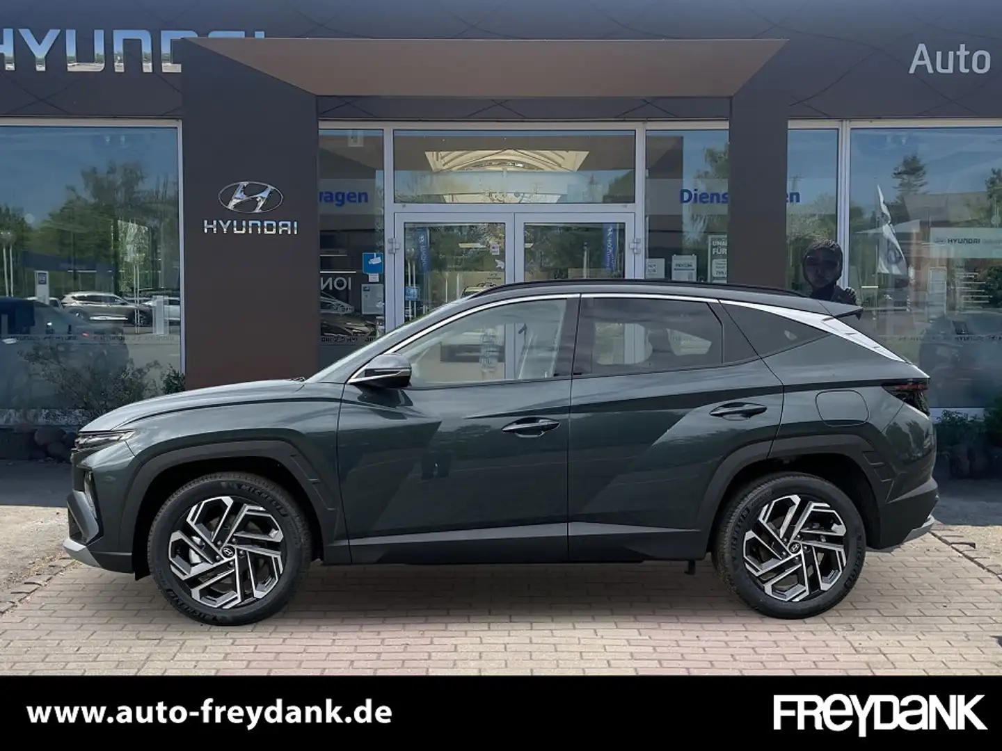 Hyundai TUCSON FL HEV (MY25) 1.6 T-GDi (215 PS) 6-AT 2WD PRIME Grün - 2
