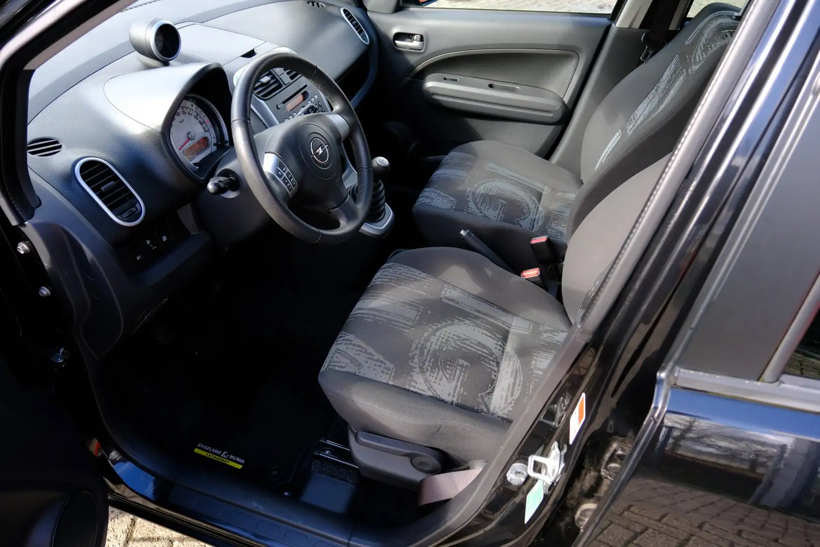 Opel Agila 1.0 Berlin 5-drs Airco|LMV Negro - 2