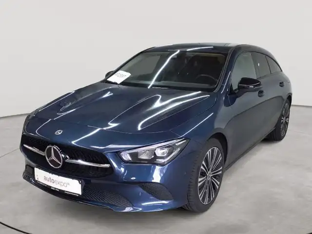 Mercedes-Benz Cla view 2