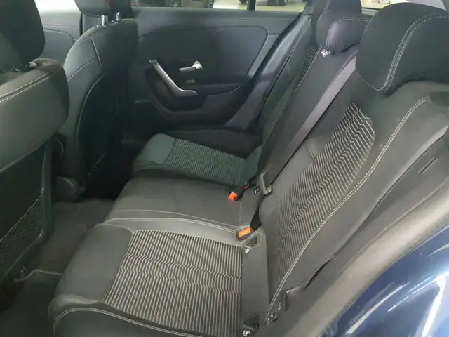 Mercedes-Benz Cla view 13