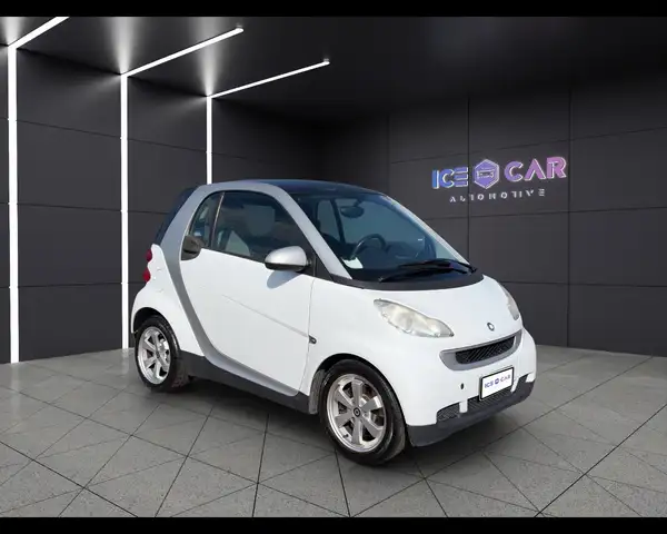 smart forTwo 1000 52 kW MHD coupé passion
