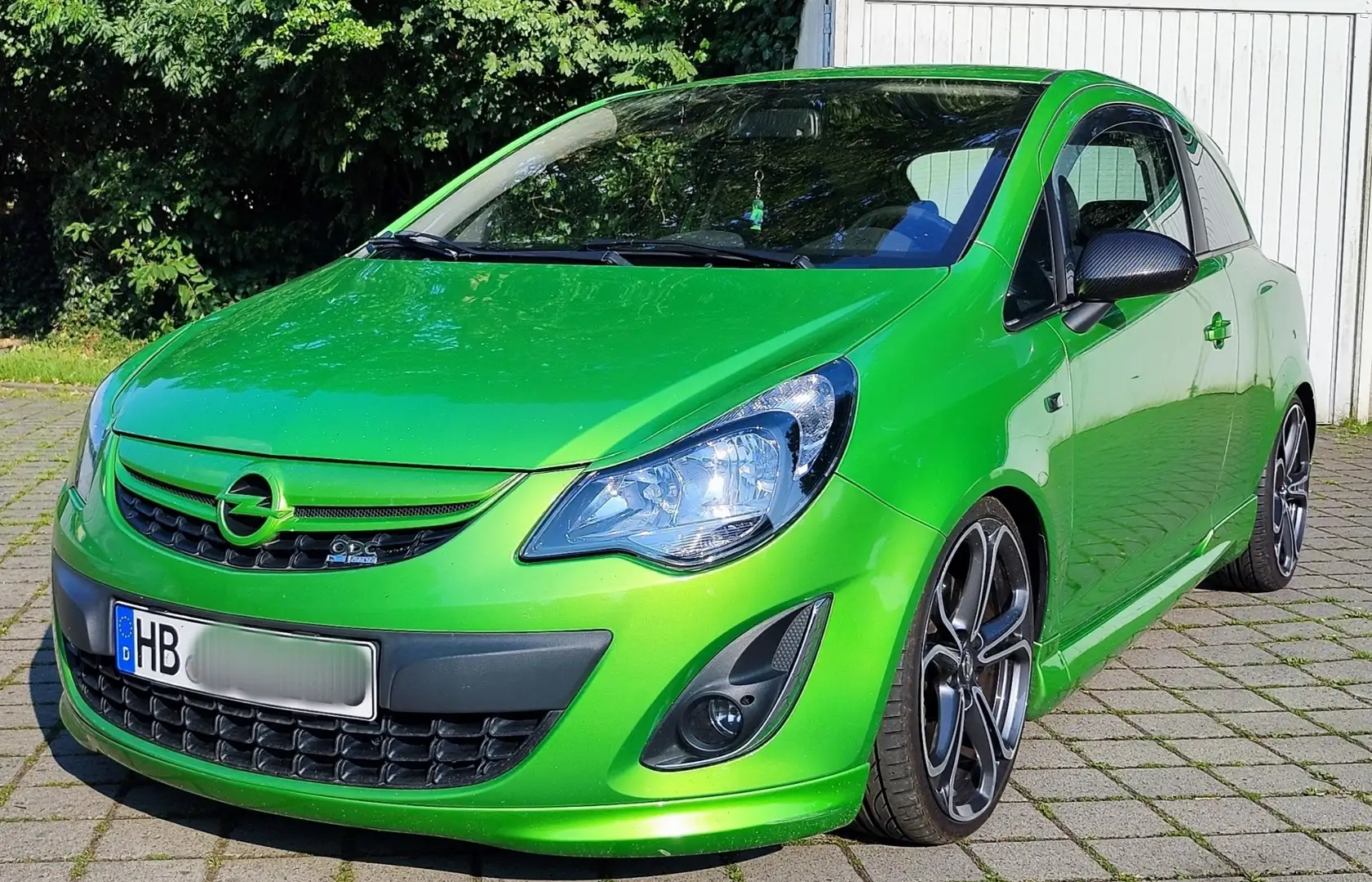 Opel Corsa D 1.6 Turbo Color Stripes OPC-Line GSI Grün - 1