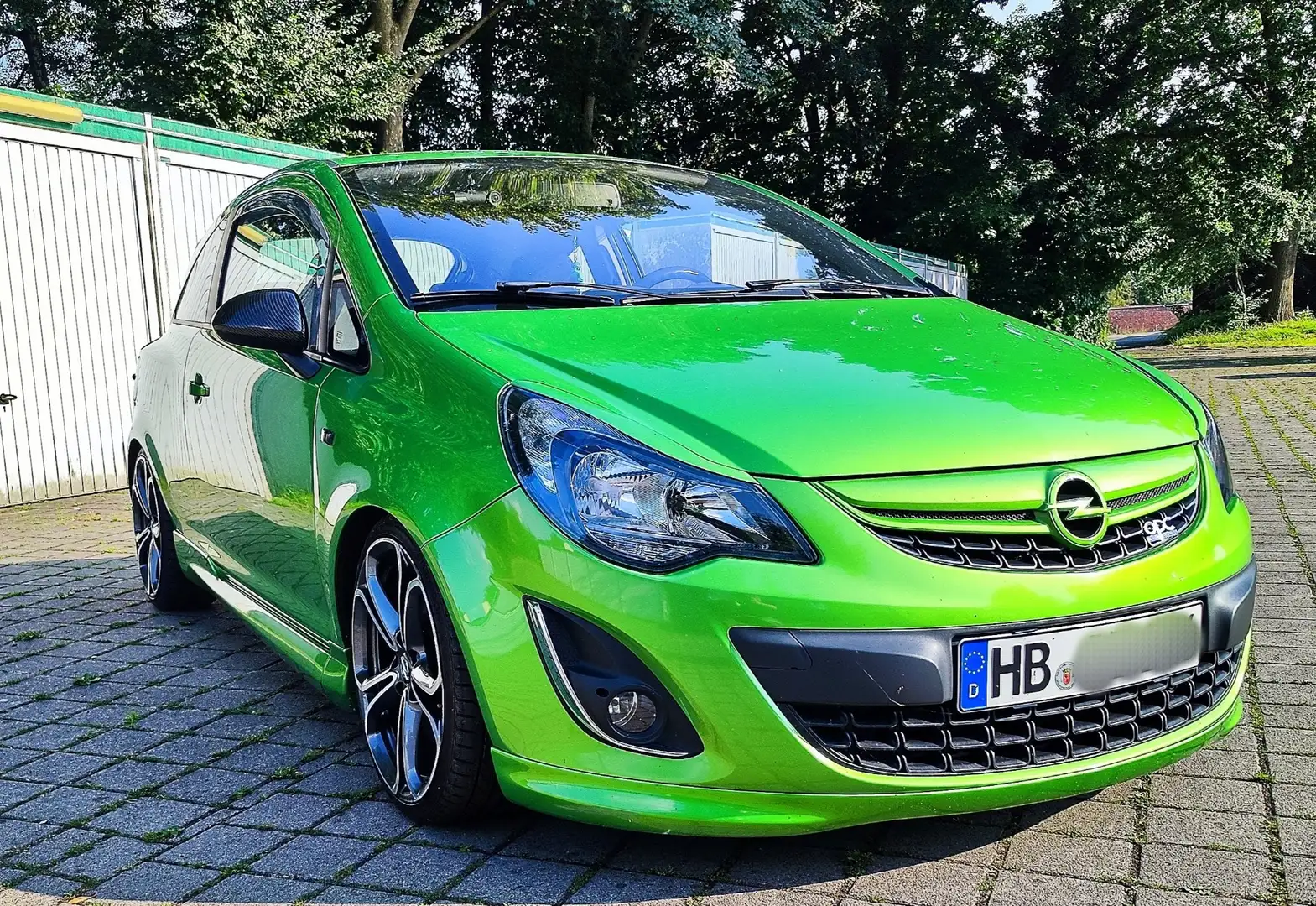 Opel Corsa D 1.6 Turbo Color Stripes OPC-Line GSI Grün - 2
