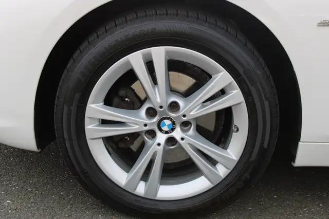 BMW 2 Series view 6