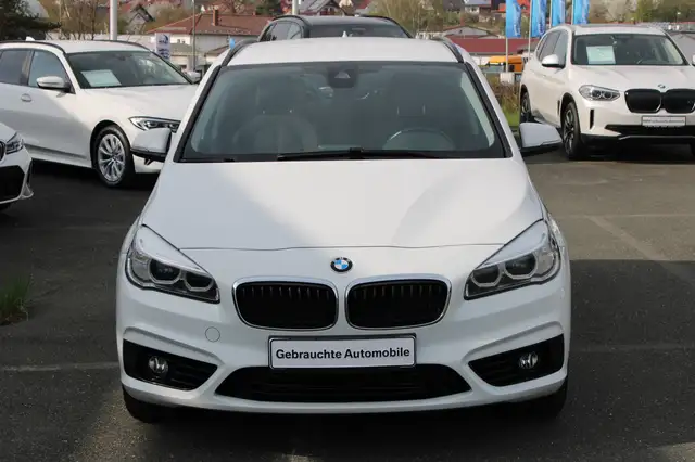 BMW 2 Series view 2