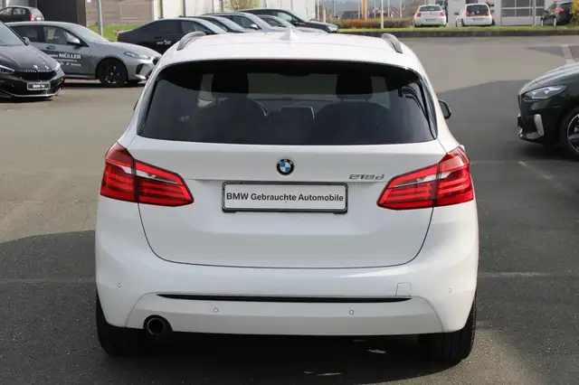 BMW 2 Series view 5