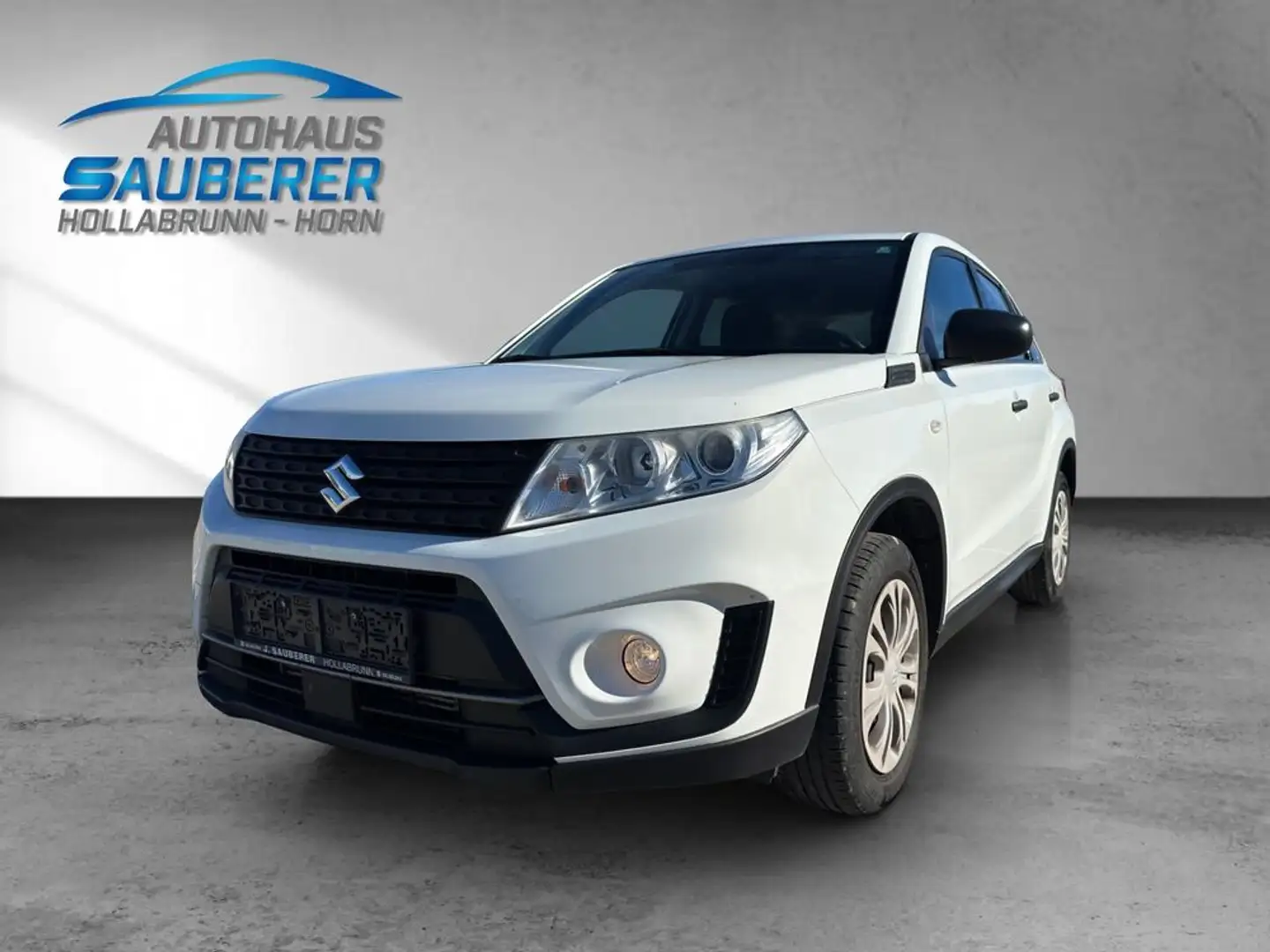 Suzuki Vitara 1,0 *Clear* I ANHÄNGEVORRICHTUNG I Weiß - 1