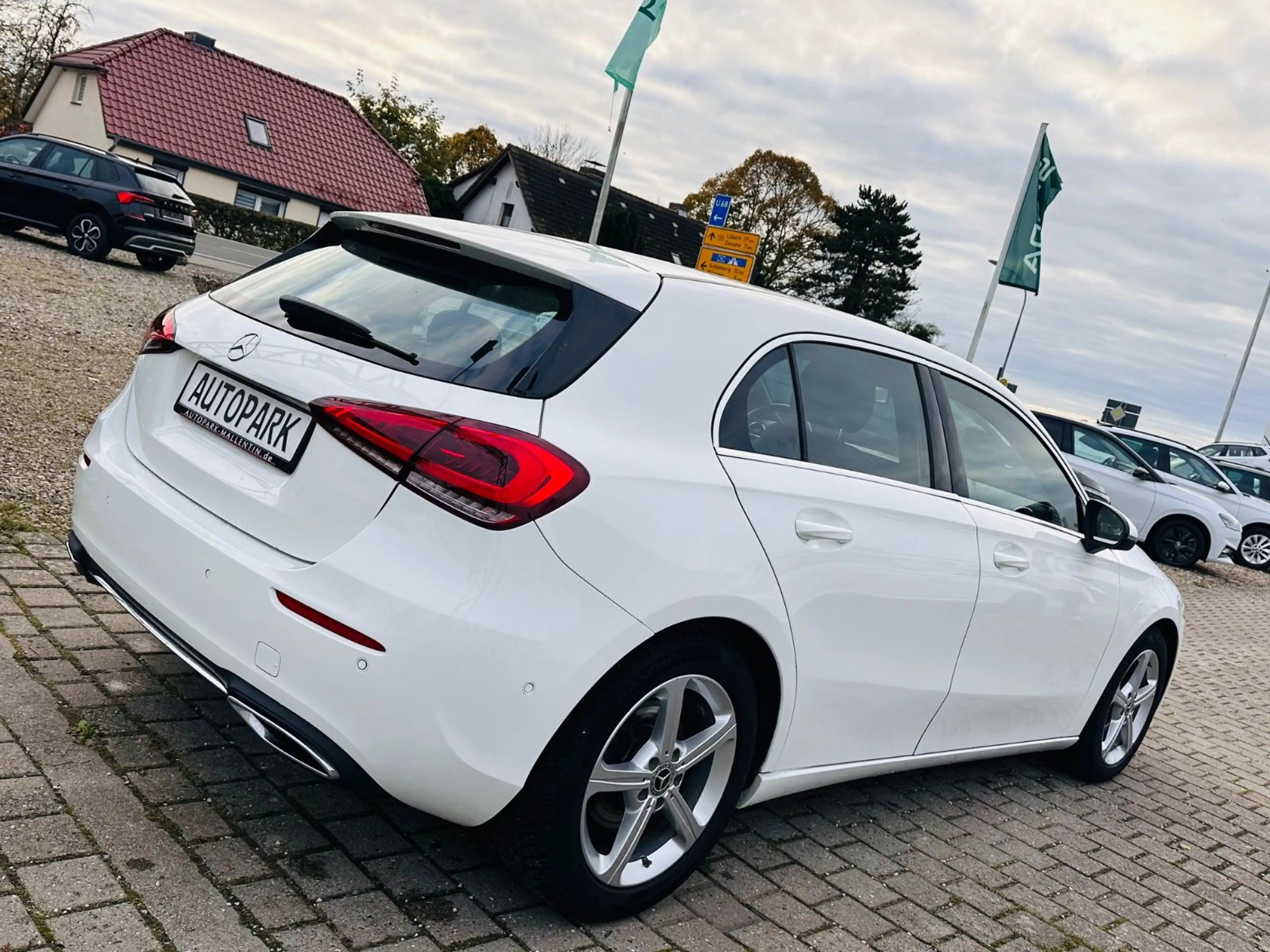 Mercedes-Benz A 250 Progressive *NAVI*KAMERA*LEDER*LED* — photo 6