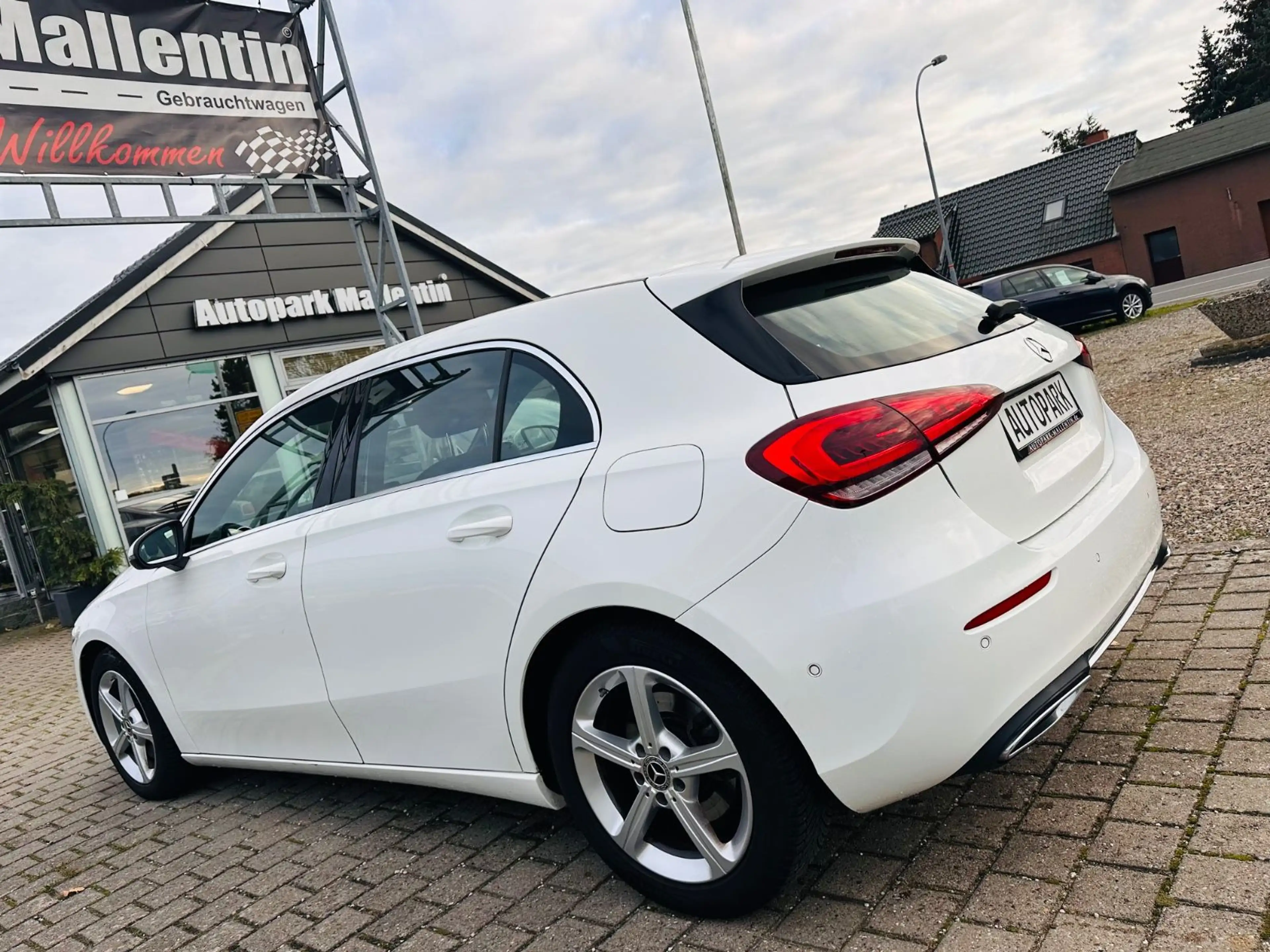 Mercedes-Benz A 250 Progressive *NAVI*KAMERA*LEDER*LED* — photo 5