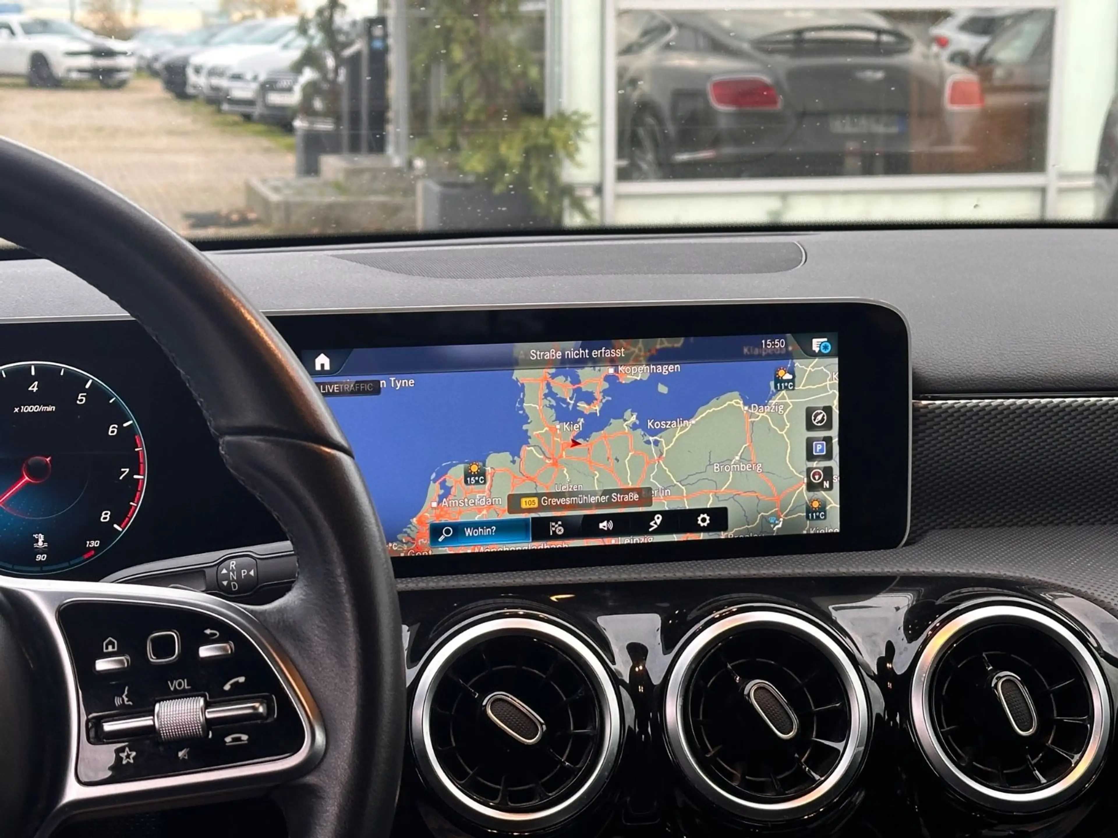 Mercedes-Benz A 250 Progressive *NAVI*KAMERA*LEDER*LED* — photo 12