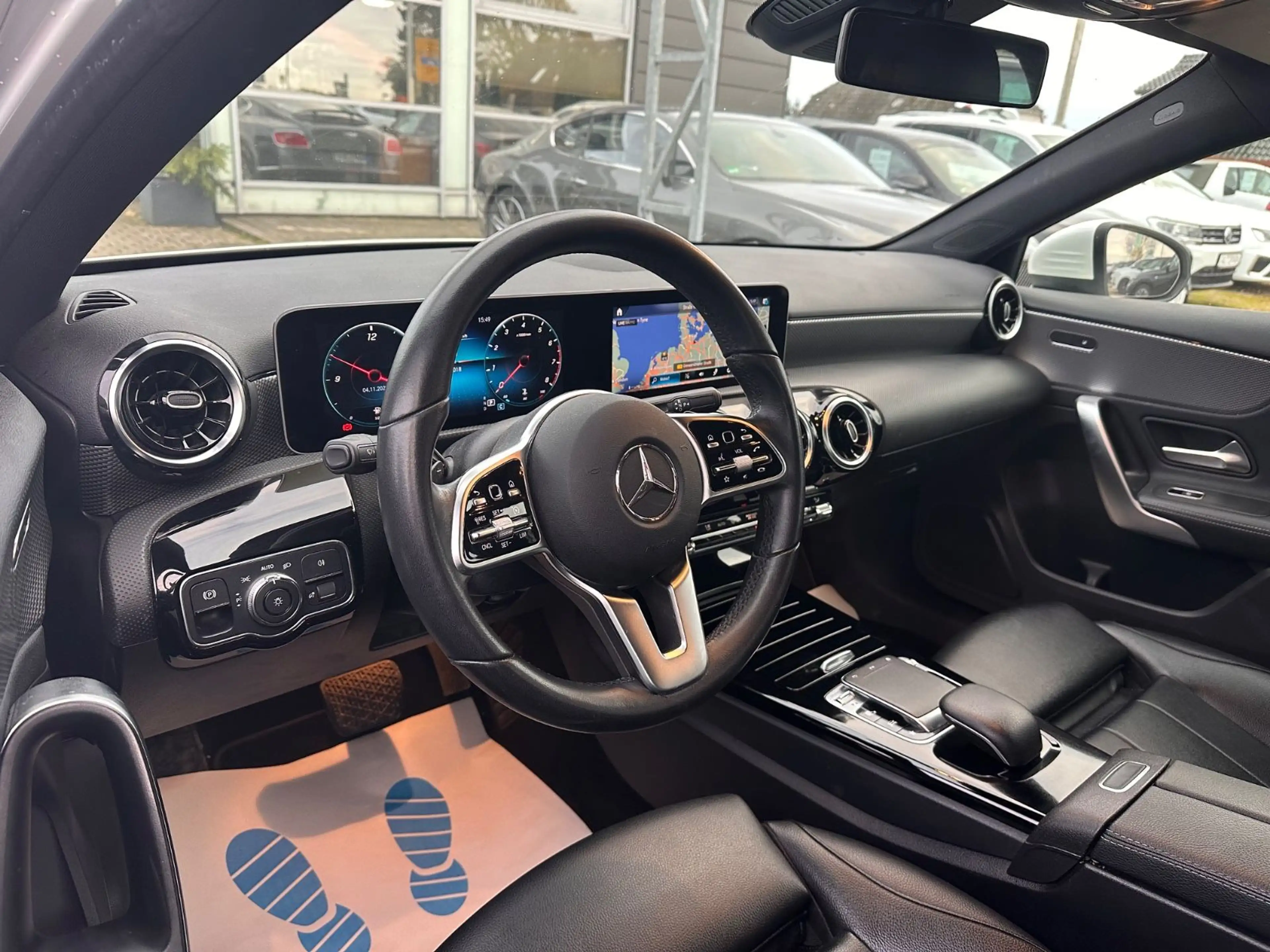 Mercedes-Benz A 250 Progressive *NAVI*KAMERA*LEDER*LED* — photo 9