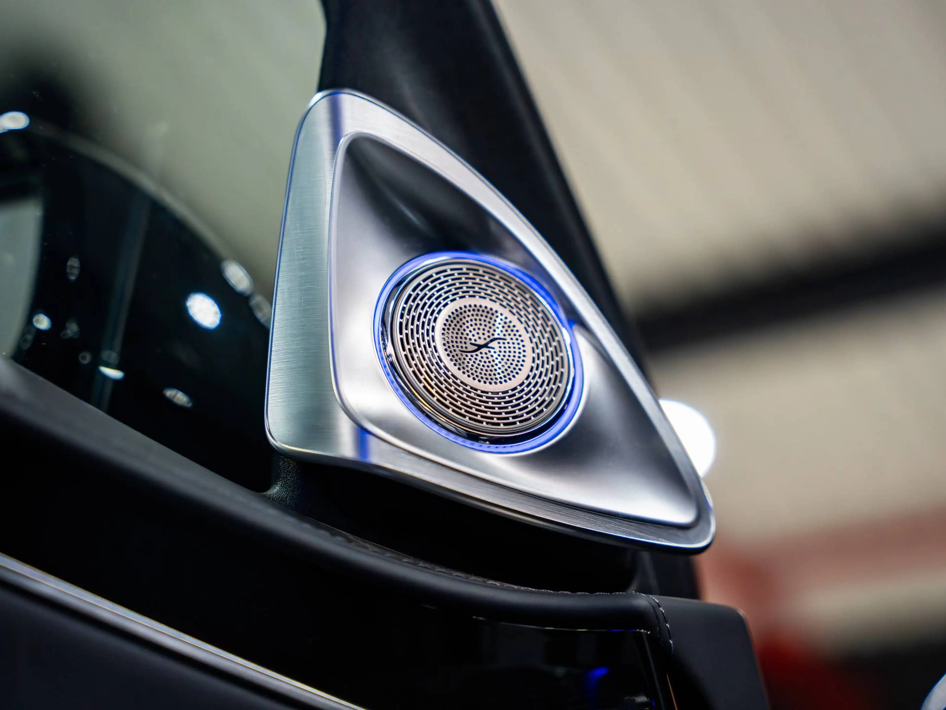 Mercedes-Benz S 63 AMG 4-MATIC E Performance - Long - Carbon - HUD - Burmester High-End - Rear Steering - Massage — photo 12
