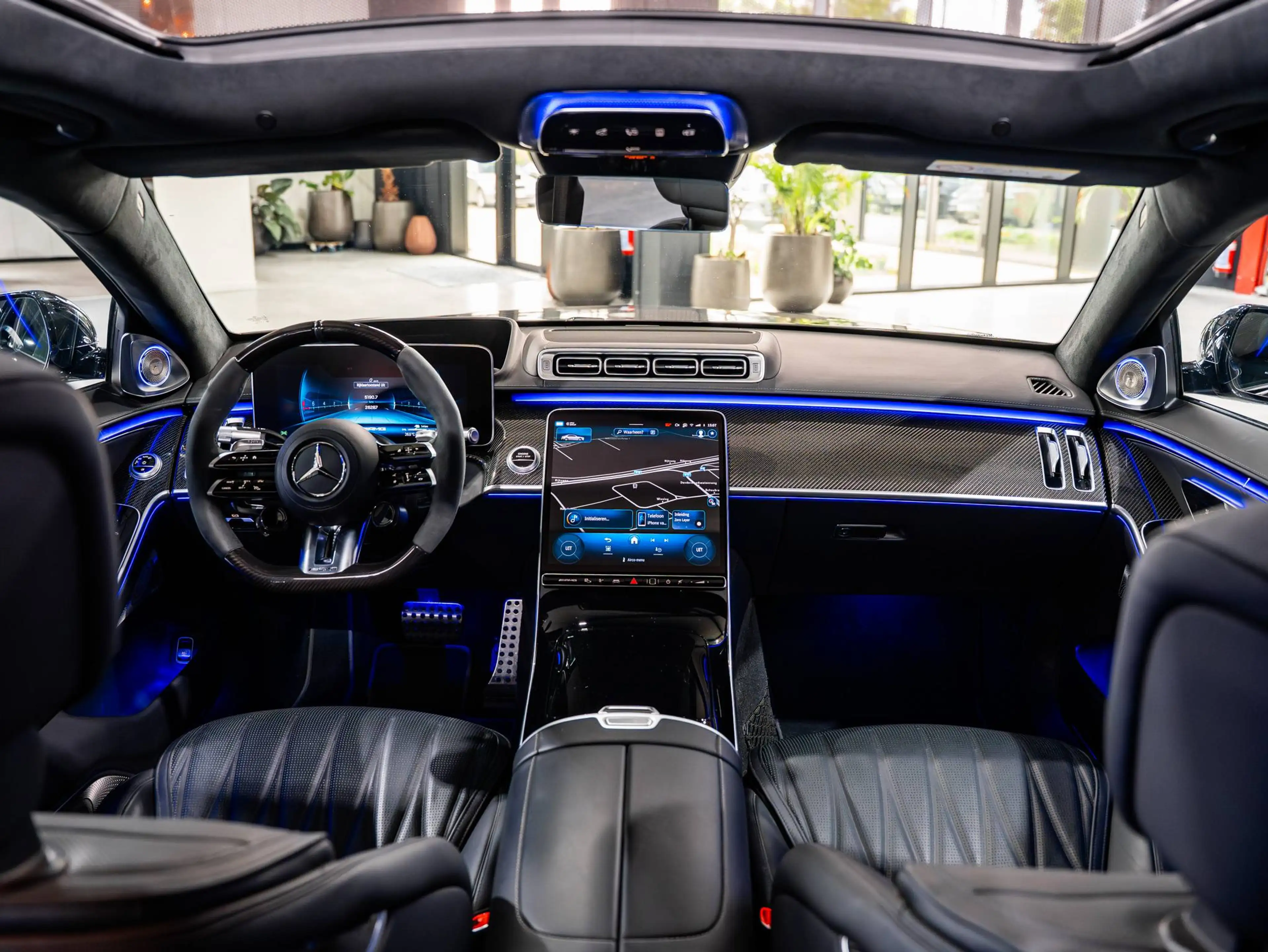 Mercedes-Benz S 63 AMG 4-MATIC E Performance - Long - Carbon - HUD - Burmester High-End - Rear Steering - Massage — photo 9