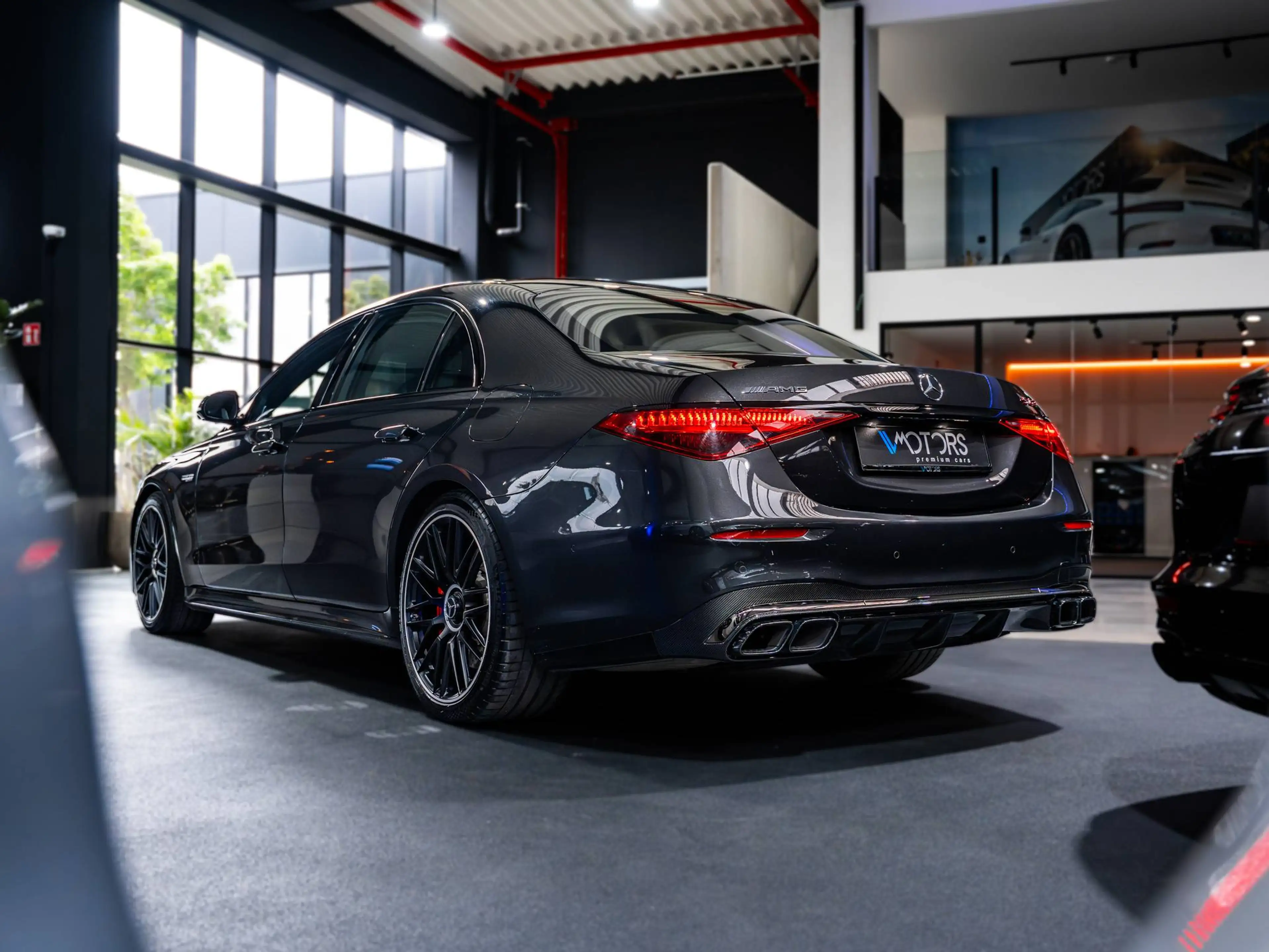 Mercedes-Benz S 63 AMG 4-MATIC E Performance - Long - Carbon - HUD - Burmester High-End - Rear Steering - Massage — photo 3