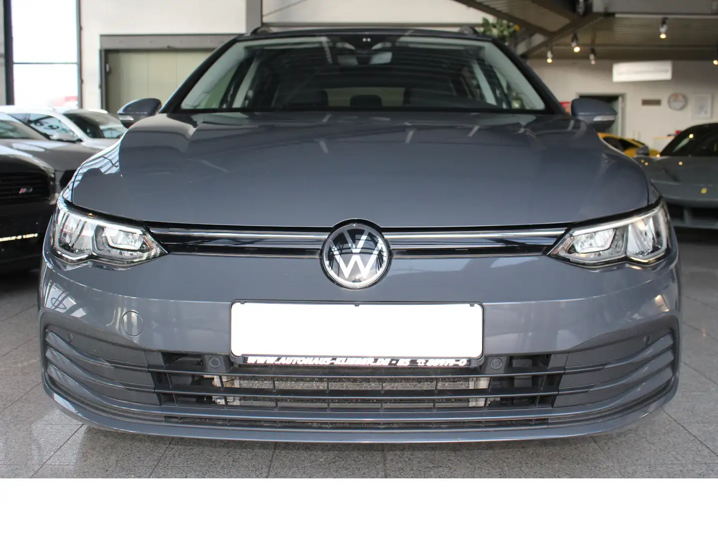 Volkswagen Golf Variant 2.0 TDI DSG Life AHK*NAVI*SHZ*ACC Gris - 2