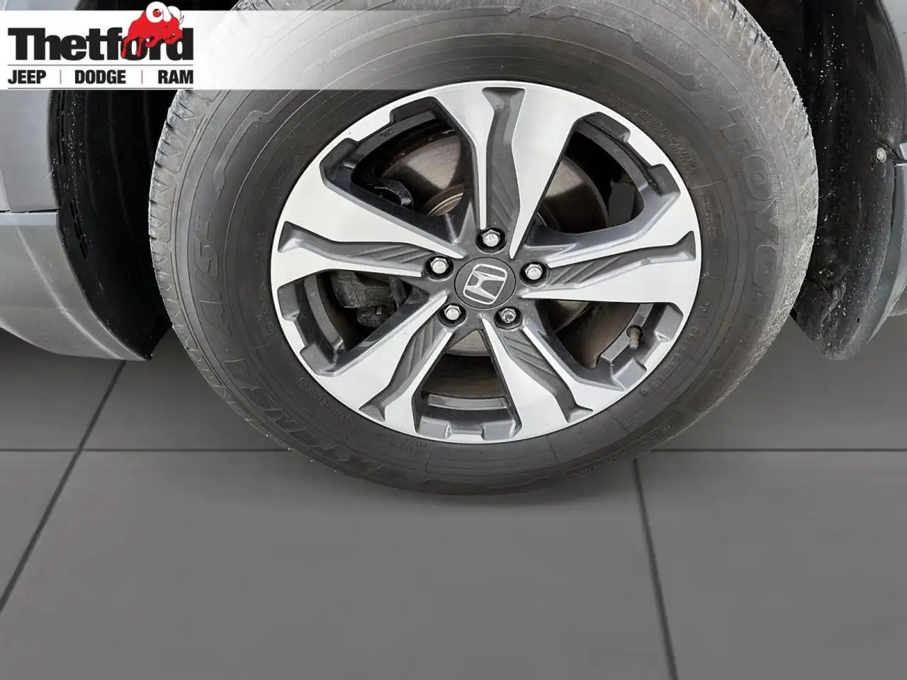 Honda CR-V photo Honda CR-V