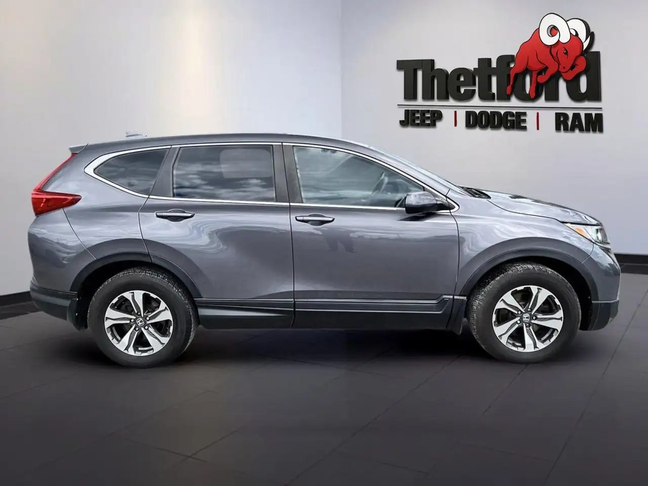 Honda CR-V photo Honda CR-V