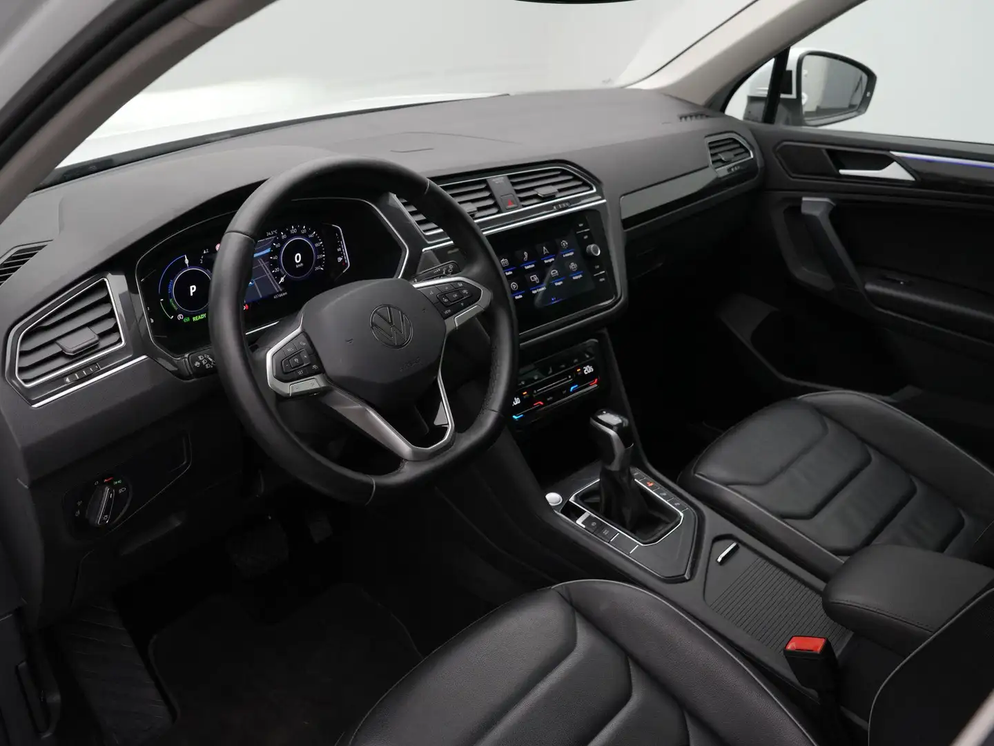 Volkswagen Tiguan 1.4 TSI eHybrid 245 pk DSG Elegance | Panoramadak Bianco - 2
