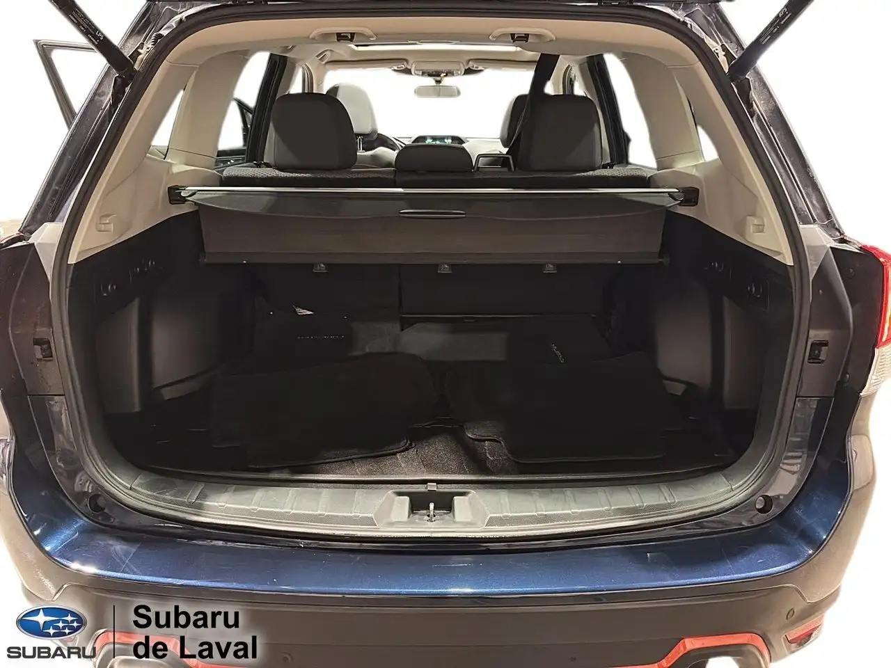 Subaru Forester снимка Subaru Forester