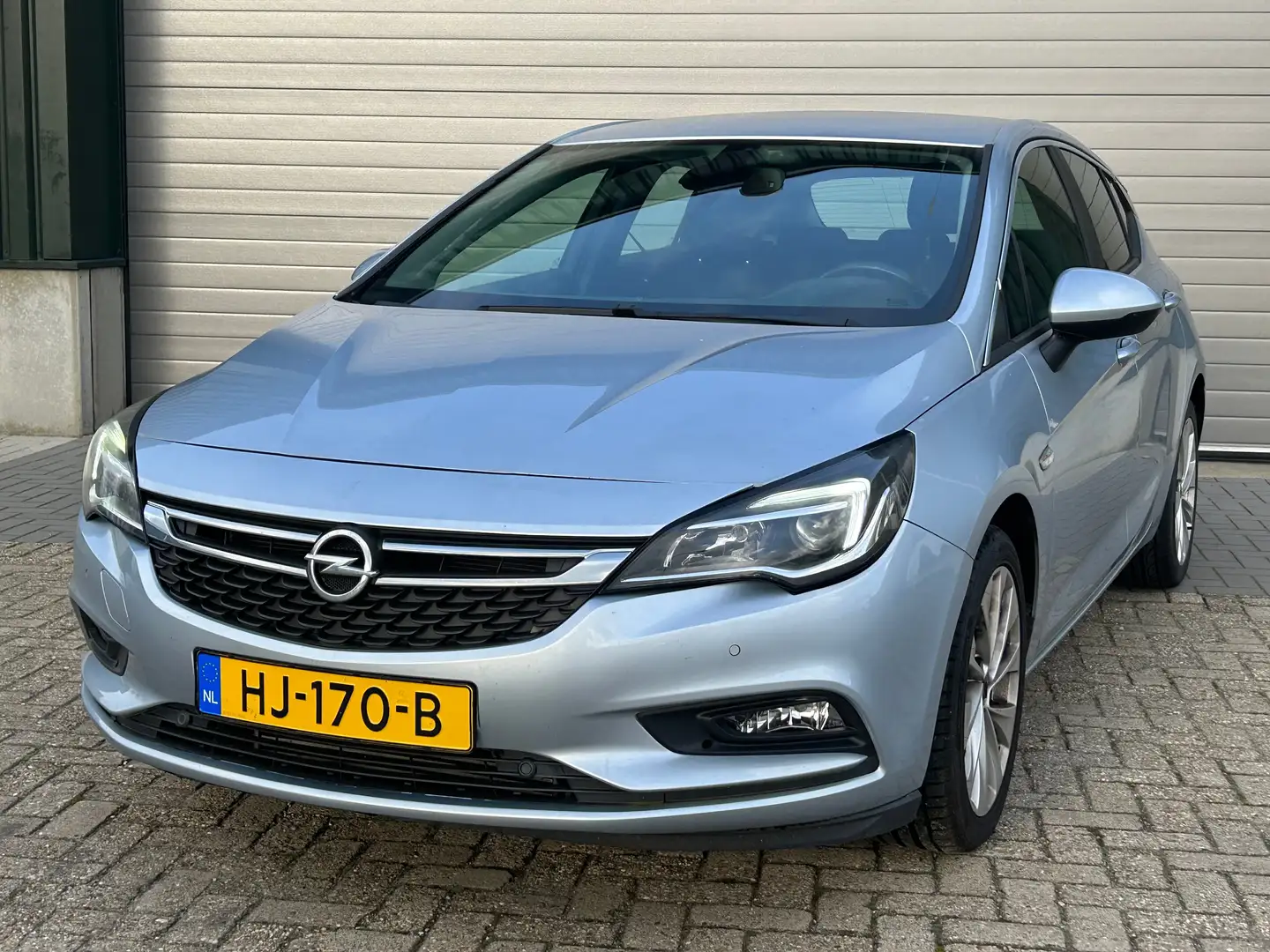 Opel Astra 1.0 Edition Grijs - 2