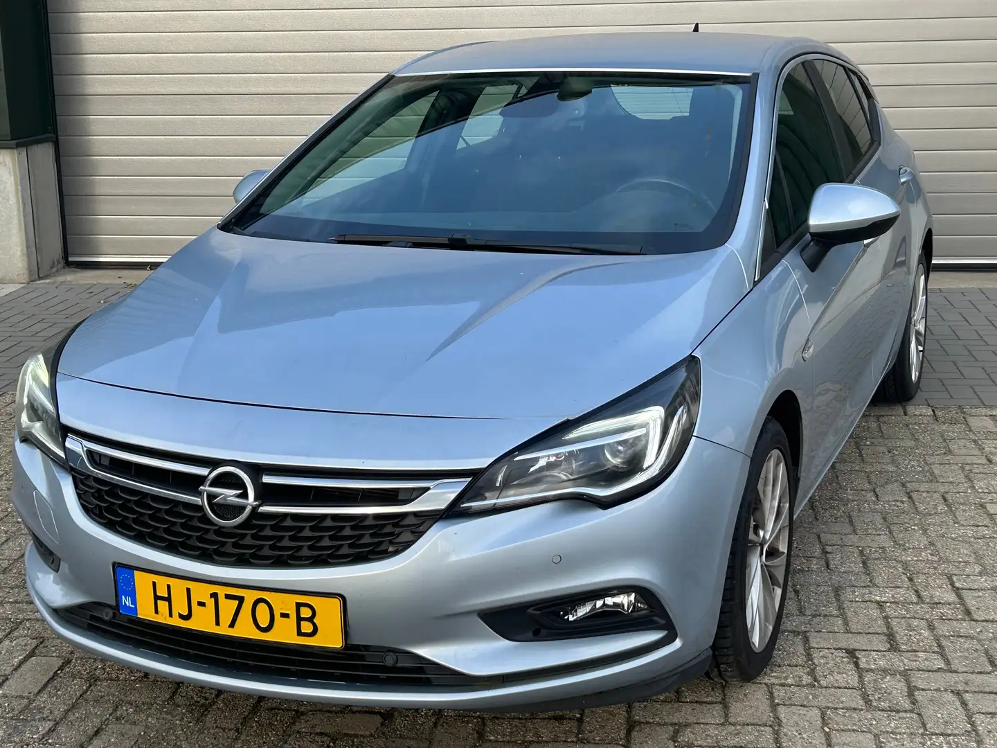 Opel Astra 1.0 Edition Grijs - 1
