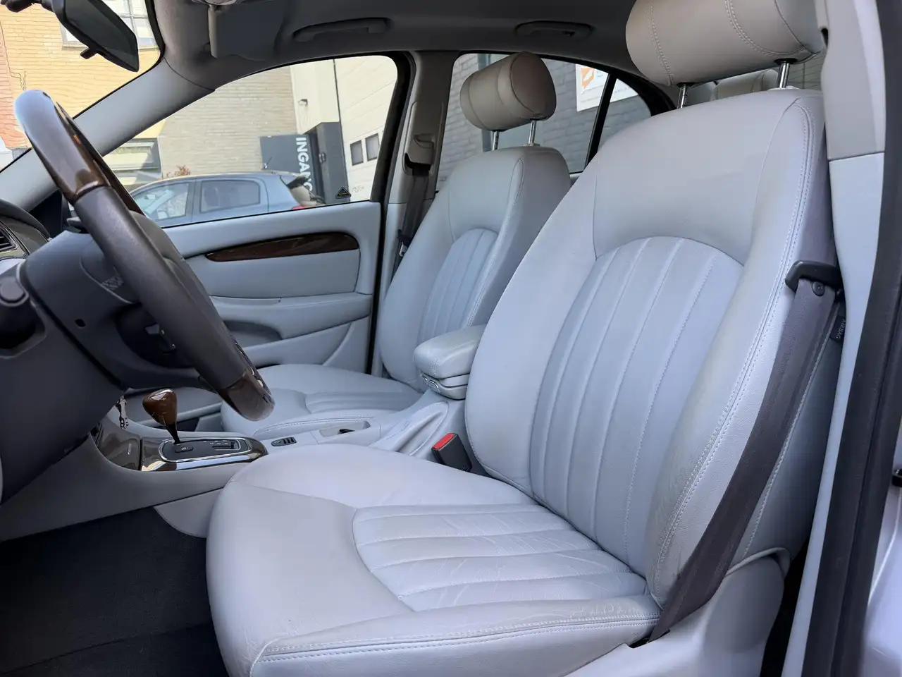 Jaguar X-Type 2.5 V6 Executive Youngtimer Nieuwstaat, foto 7