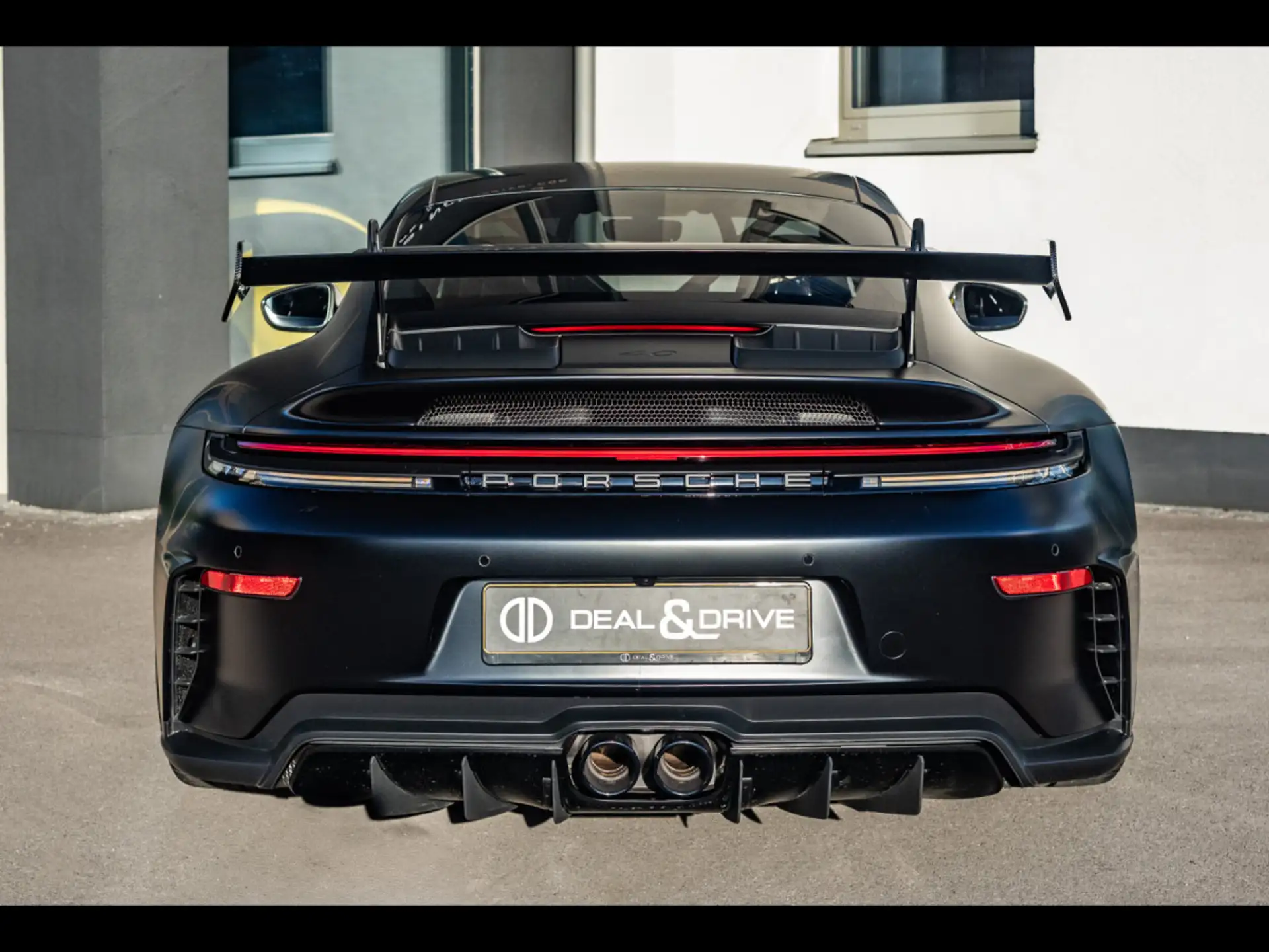 포르쉐 911 GT3 2025 건메탈 사진 4