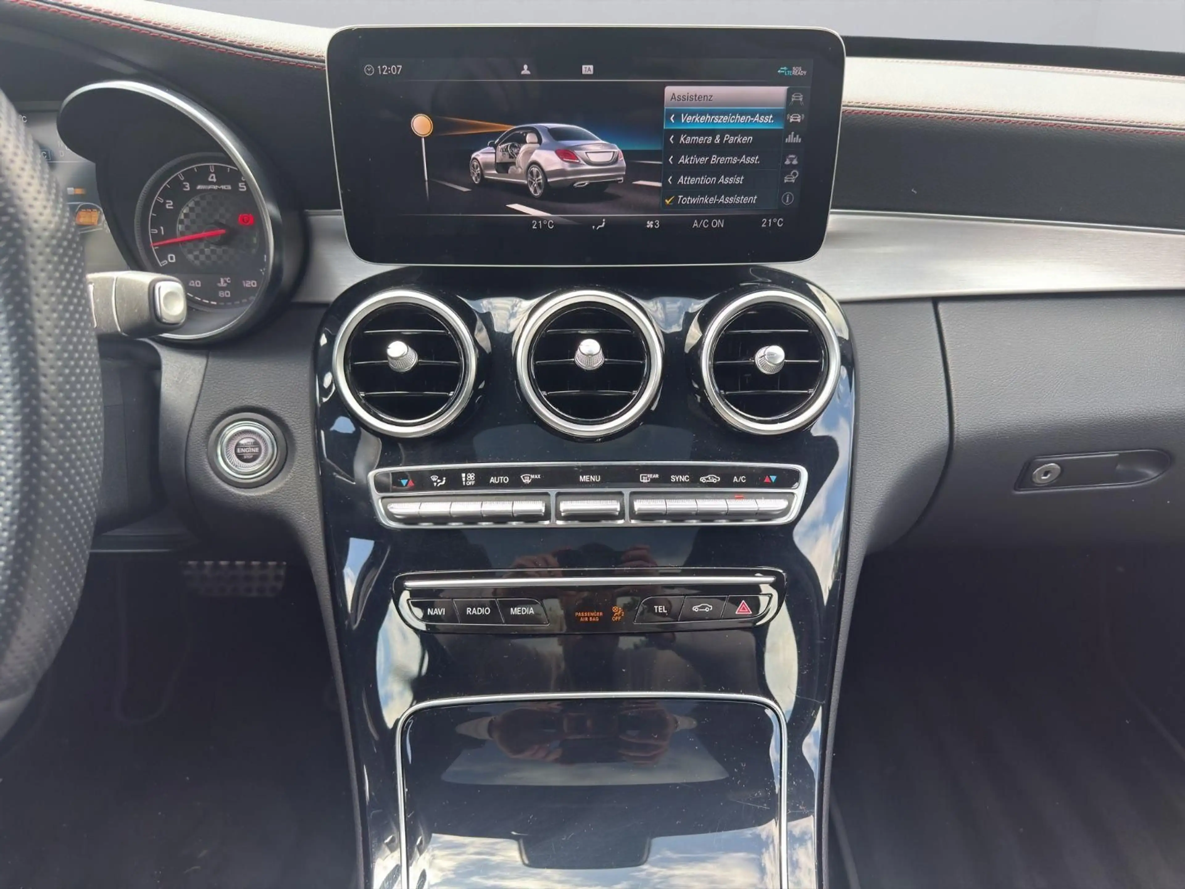 Mercedes-Benz C 43 AMG — photo 15