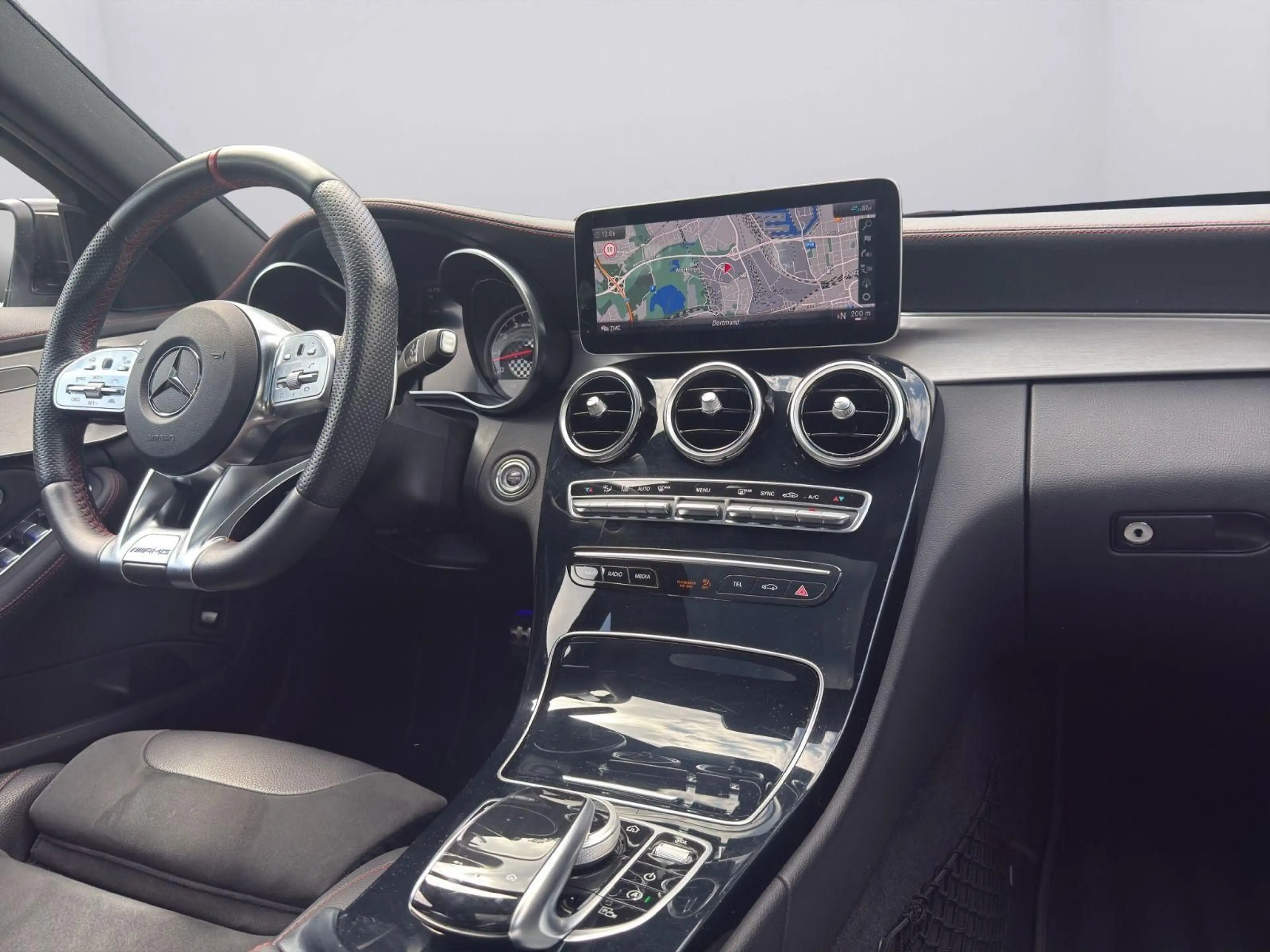 Mercedes-Benz C 43 AMG — photo 13