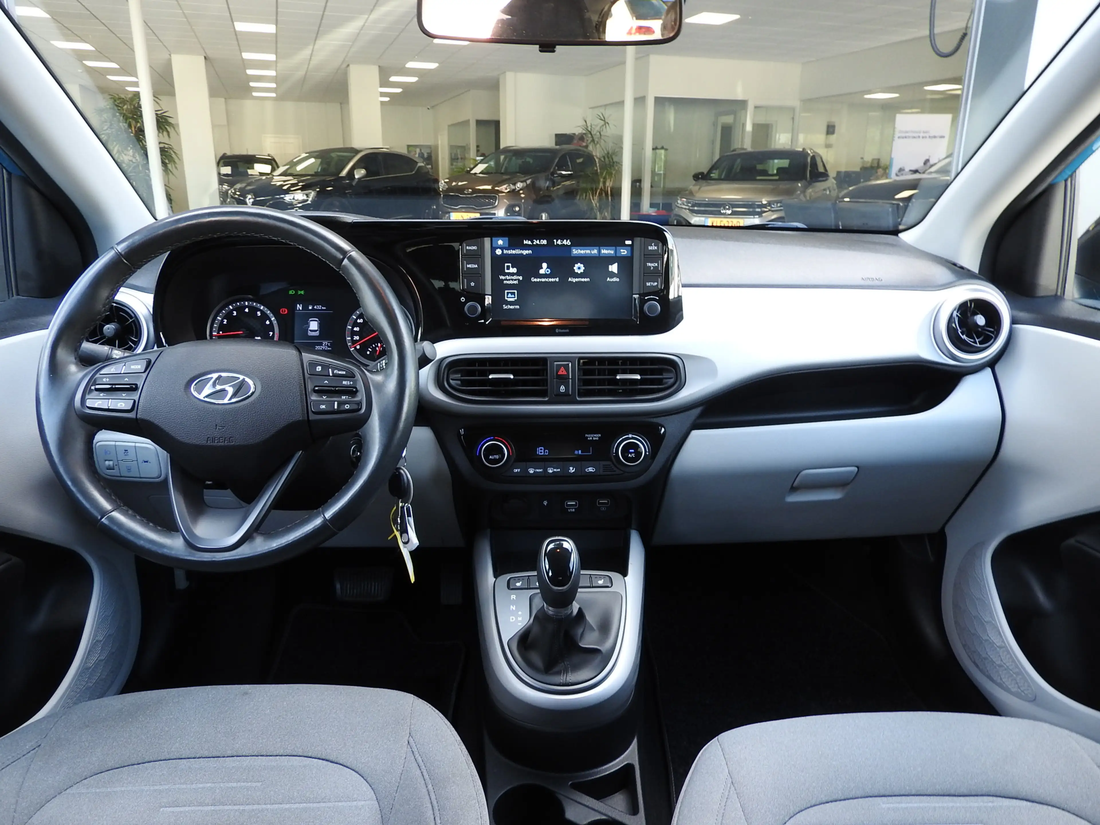 Hyundai i10 1.0 Comfort Smart Automaat 5-zits, Climat Control, — photo 8