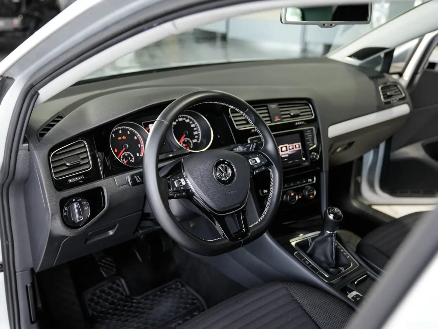 Volkswagen Golf 1.4 TSI CUP R-LINE Xenon 18LM DYNAUDIO Silber - 2