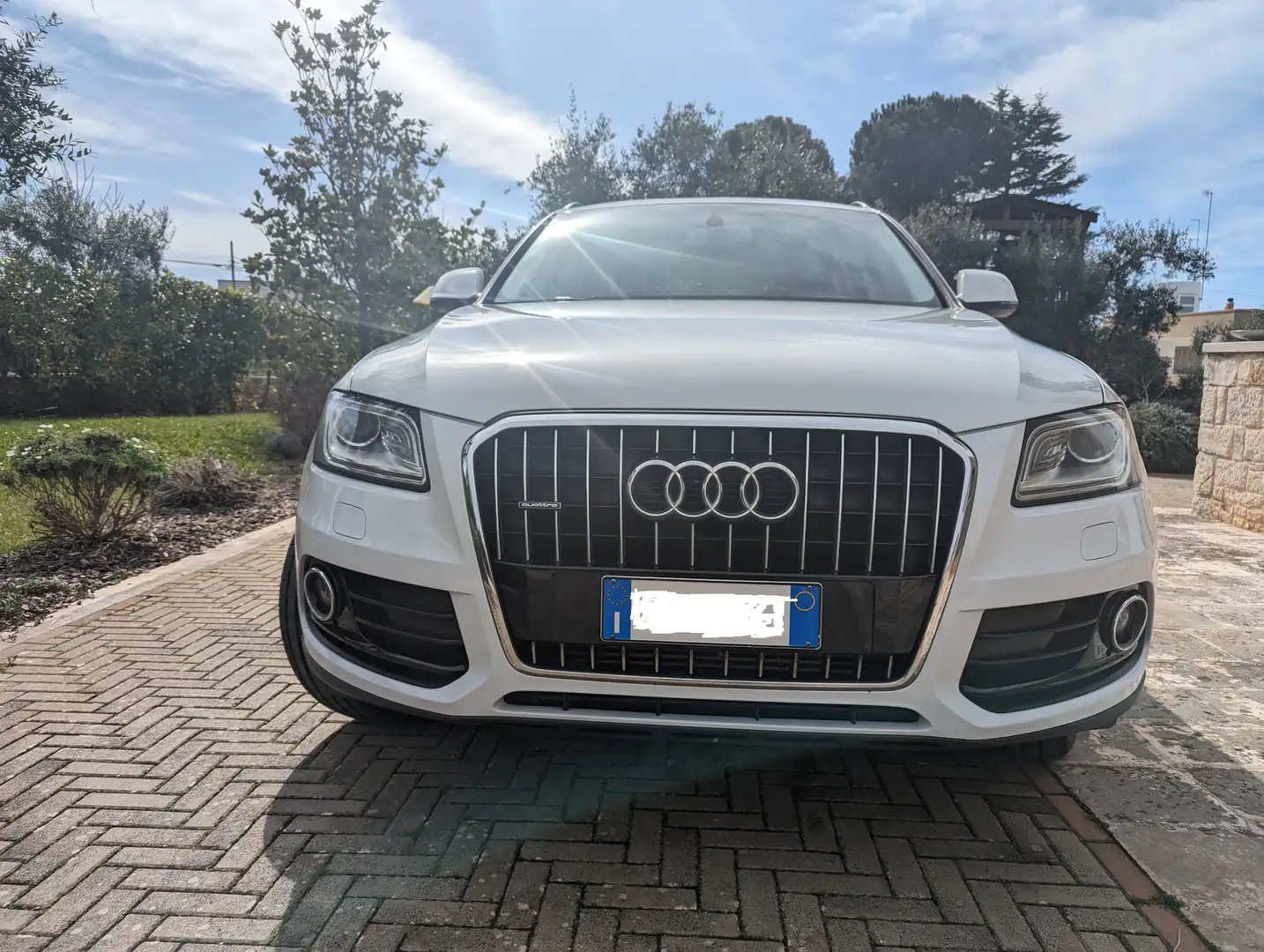 Audi Q5 2.0 tdi Advanced quattro 177cv s-tronic Bianco - 2