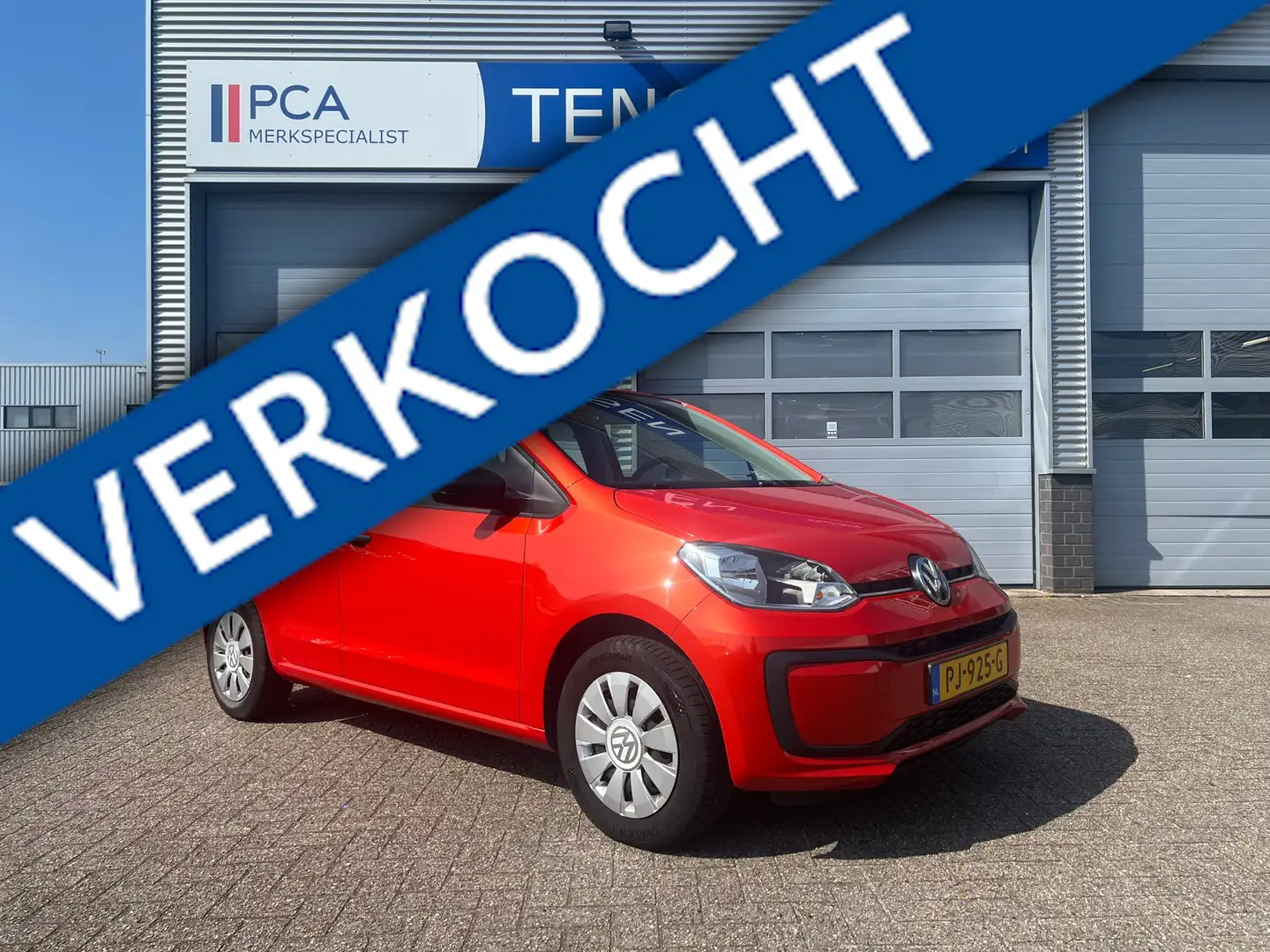 Volkswagen up! 1.0 BMT take up! | Airco | 5 deurs | Radio met CD- Oranje - 1