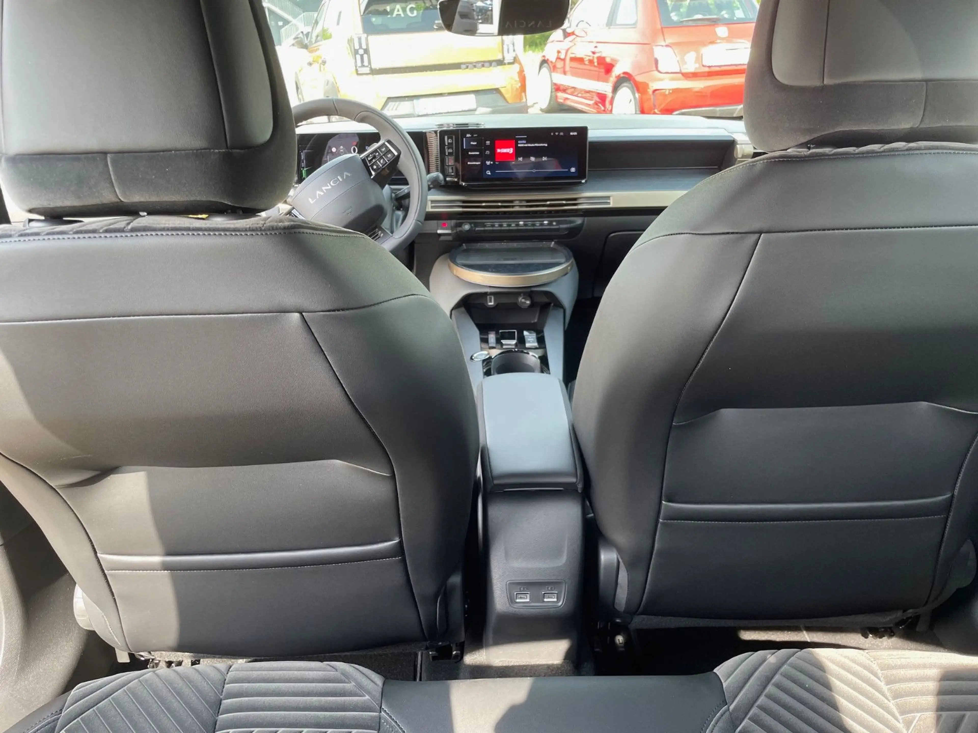 Lancia Ypsilon 1,2   LX Automatik Mildhybrid — photo 10