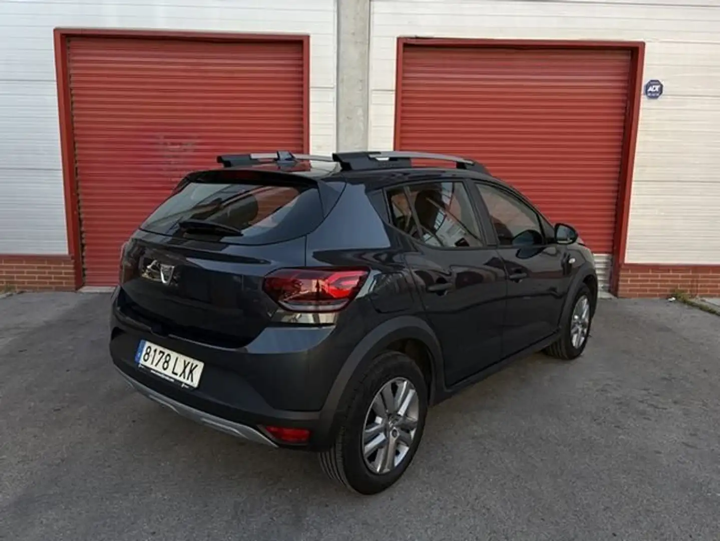 Dacia Sandero 0.9 TCE GLP Stepway Essential 66kW Gris - 2