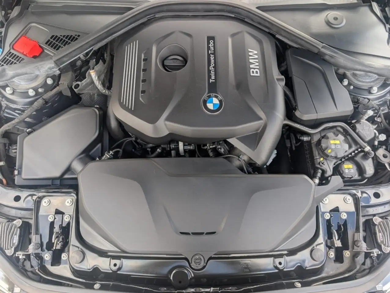 BMW 2 Series снимка BMW 2 Series
