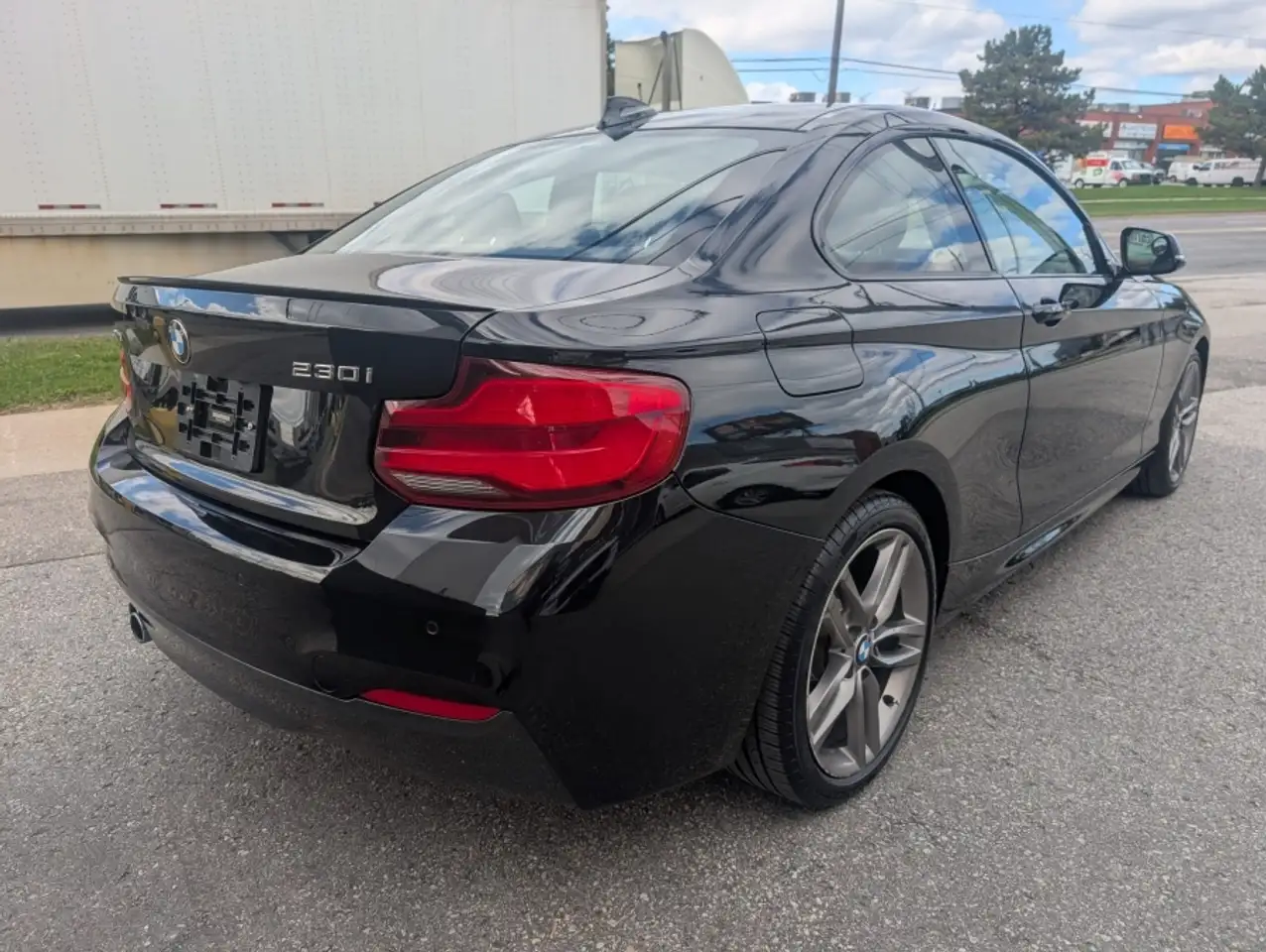 BMW 2 Series снимка BMW 2 Series