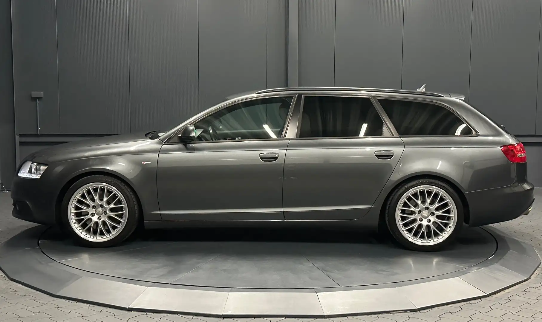 Audi A6 Avant 3.0 TDI quattro*S-Line*19Zoll**2.HAND*KAMERA Grau - 2